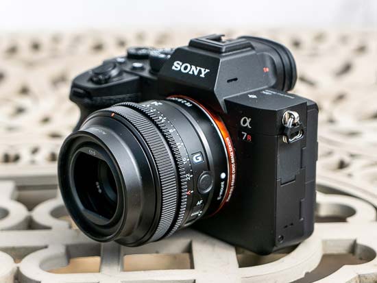 Ống kính Sony FE 24mm f/2.8 G Lens chính hãng