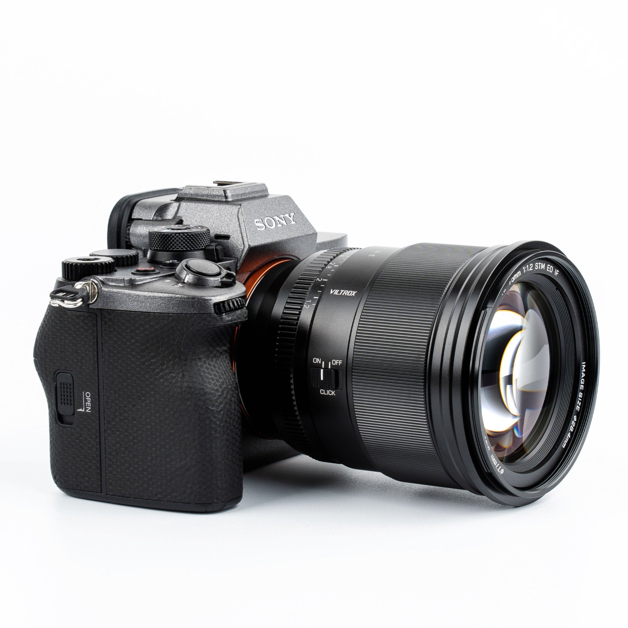 Ống kính Viltrox AF 75mm f/1.2 PRO Sony E-mount | Chính hãng
