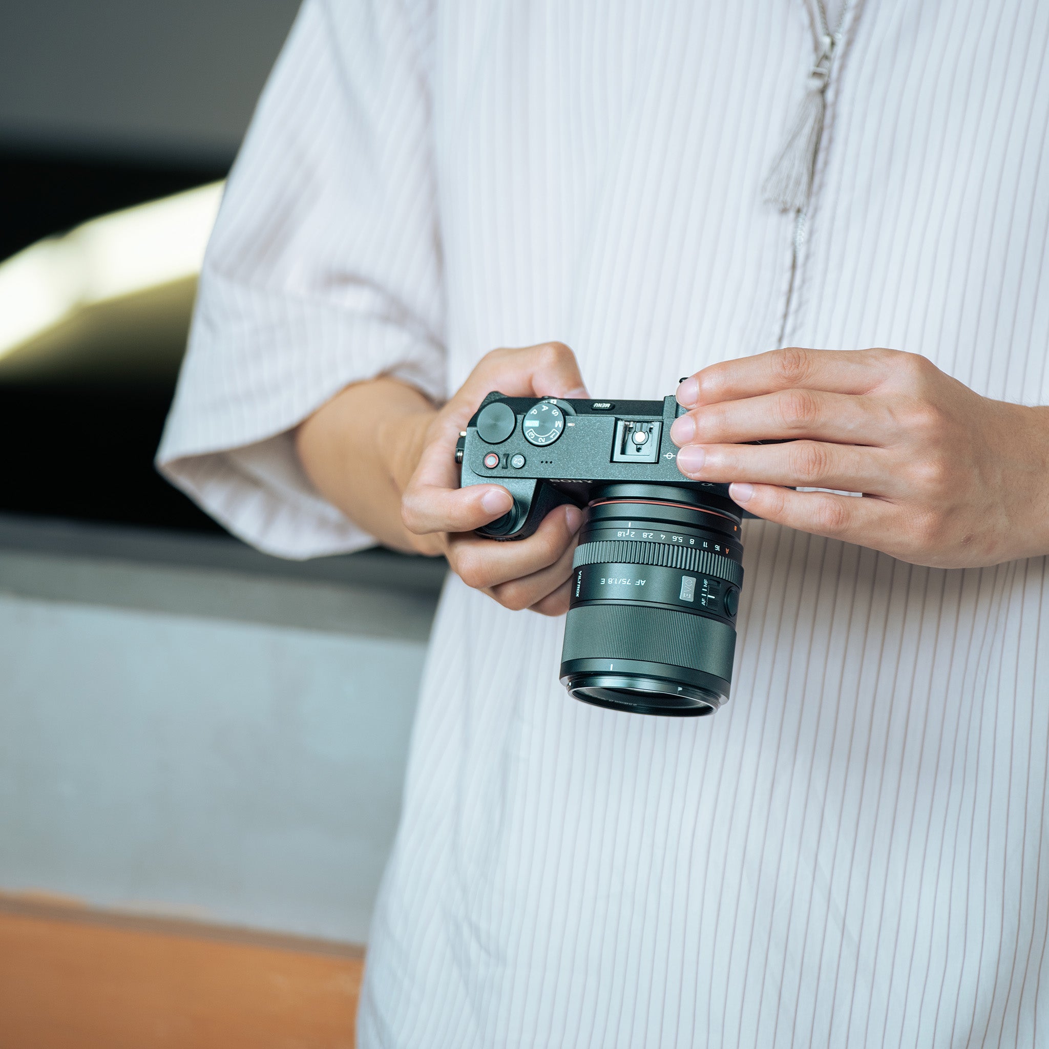 Ống kính Viltrox AF 75mm f/1.8 EVO Sony E-mount / Nikon Z-mount / Fujifilm X-mount | Chính hãng