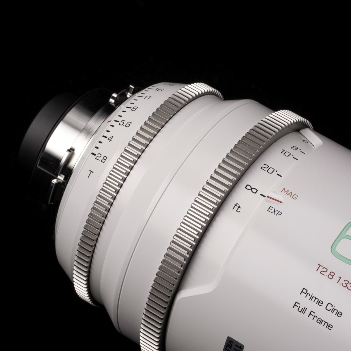 Ống kính Viltrox EPIC Anamorphic Macro 65mm T2.8 1.33X Cine PL | Chính hãng