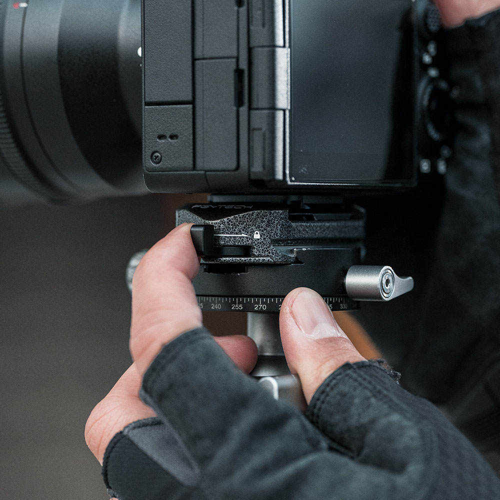 PGYTECH Arca-Type Quick Release Clamp & Plate V2 - P-CG-188 | Chính hãng