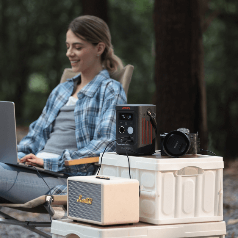 Trạm điện di động Jackery Explorer 300 D (300W | 288Wh) | Chính Hãng