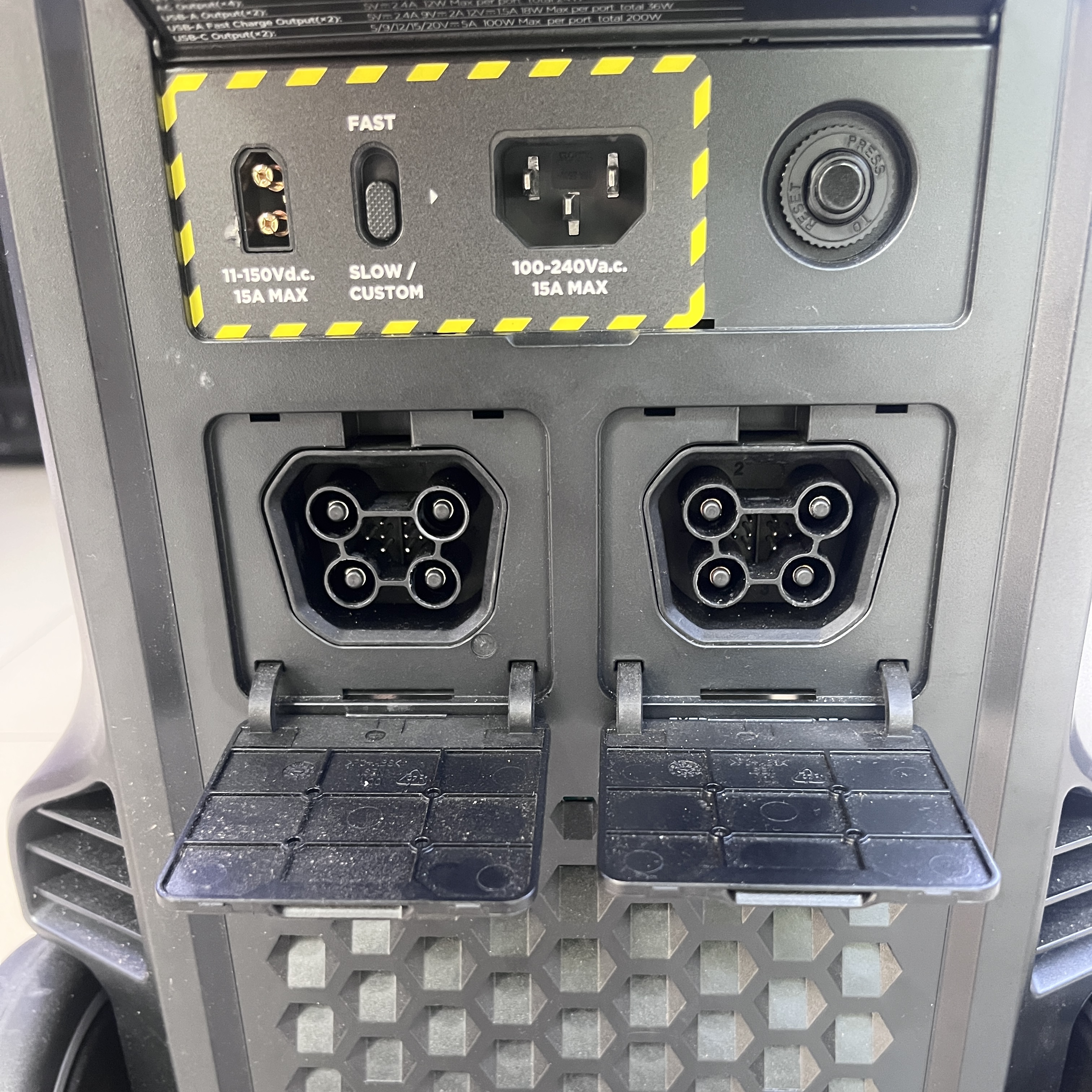 Trạm năng lượng Ecoflow Delta Pro 3600Wh | Used | Chính hãng