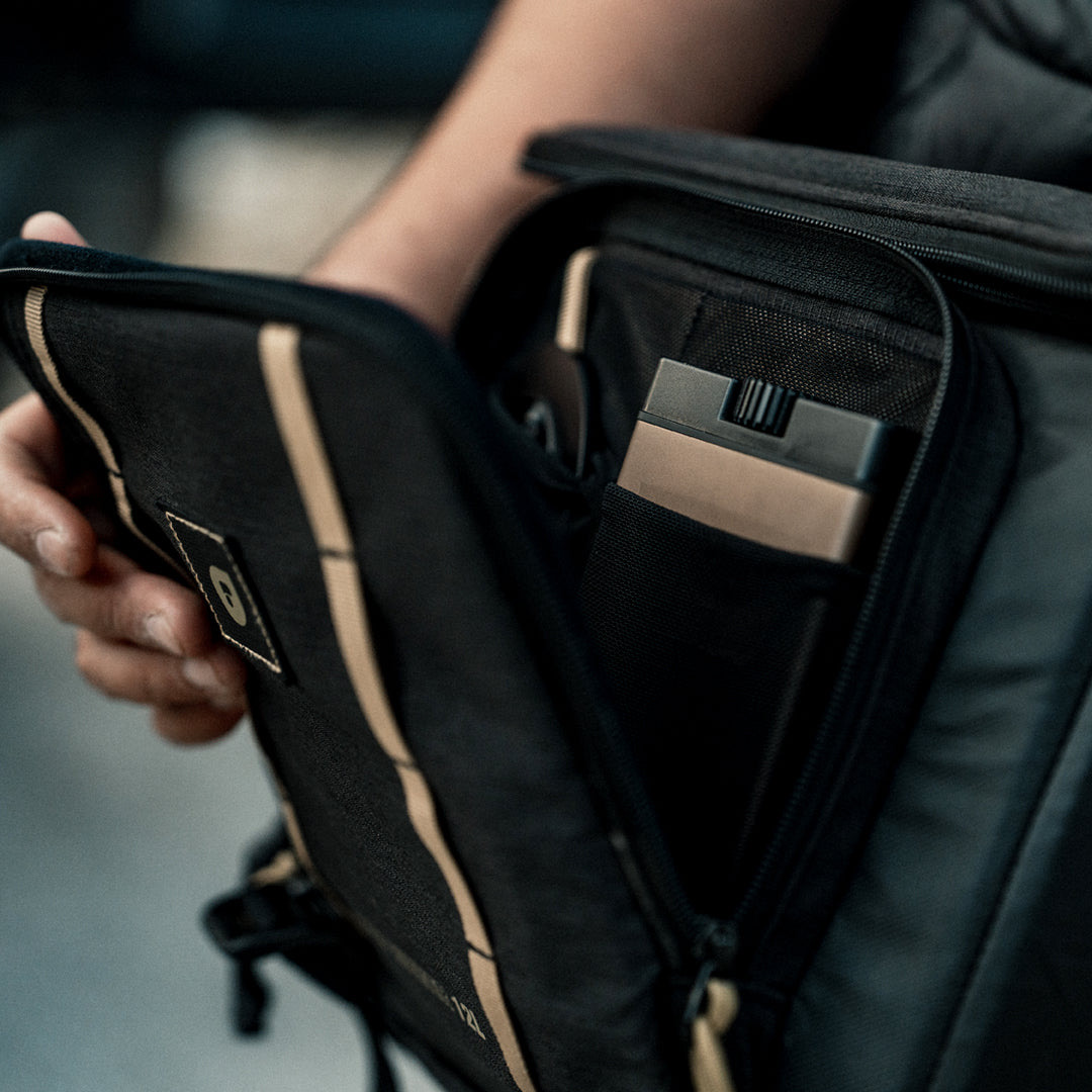 Túi Đeo Chéo Máy Ảnh Chống Nước PolarPro RoadRunner Shoulder Bag