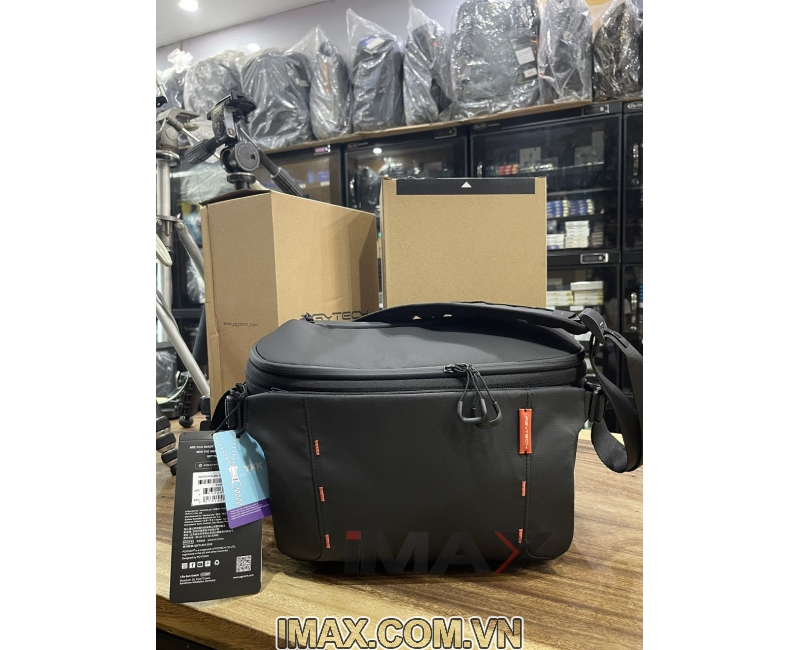 Túi máy ảnh PGYTECH OneMo Sling Shoulder Bag 7L (Space Black) | Chính hãng