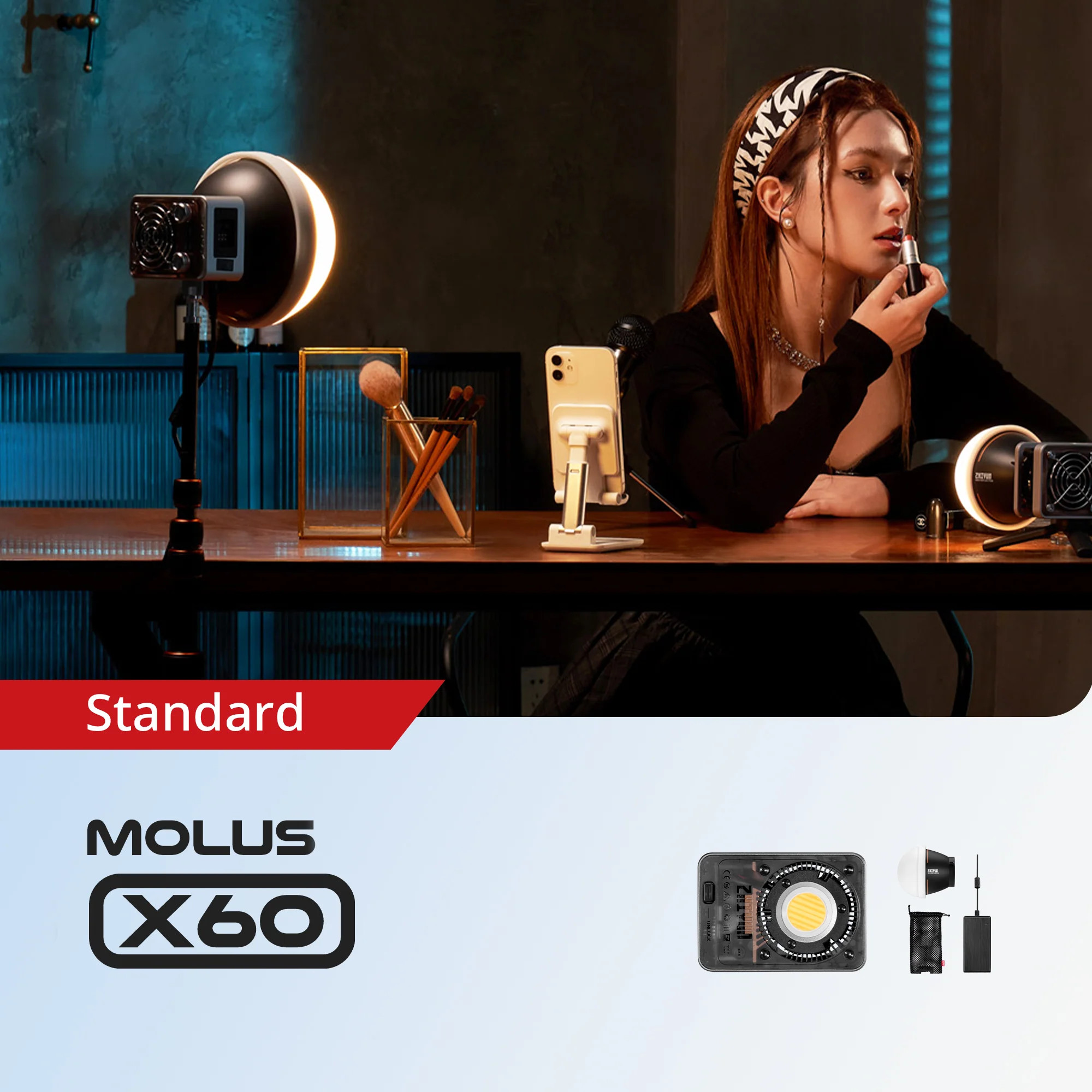 Zhiyun Molus X60 đèn cầm tay 60W bi color nhỏ gọn
