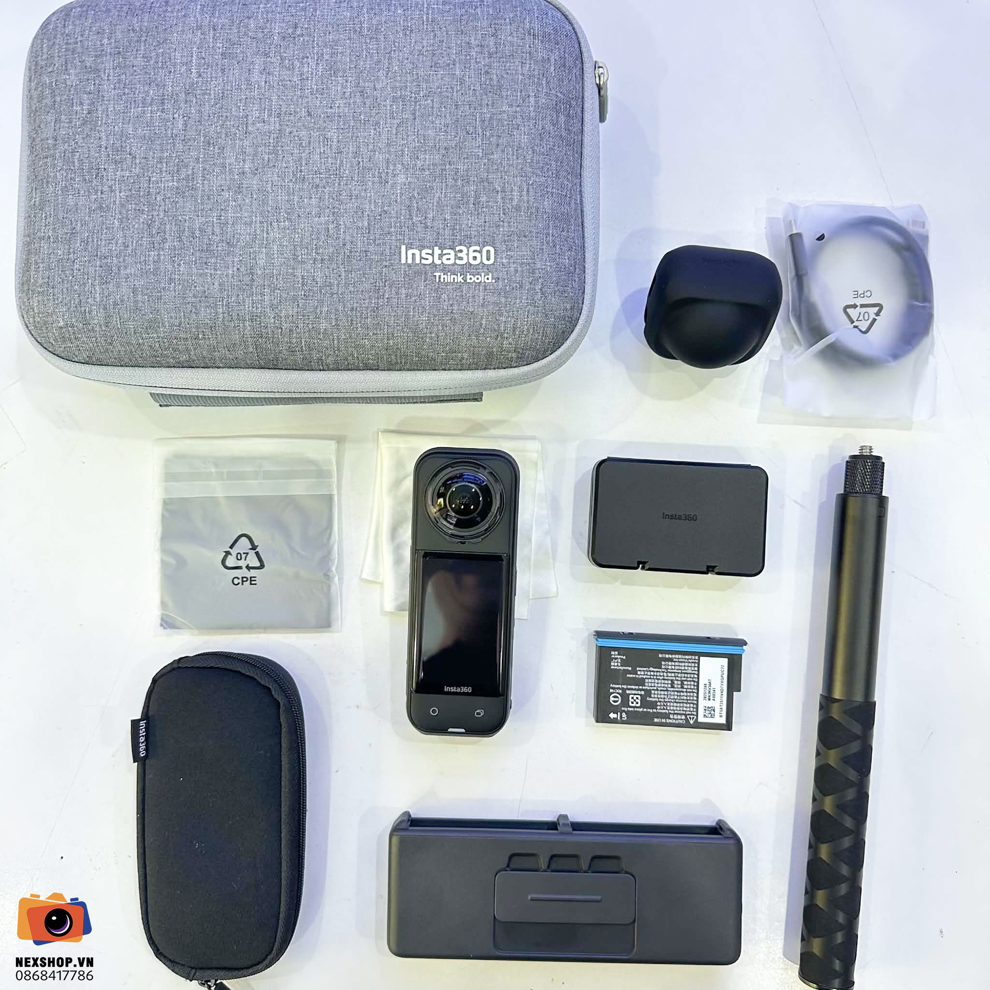 Insta360-X5-Essentials-Bundle-Black-Likenew-Chinh-hang-10.jpg?v=1778140888