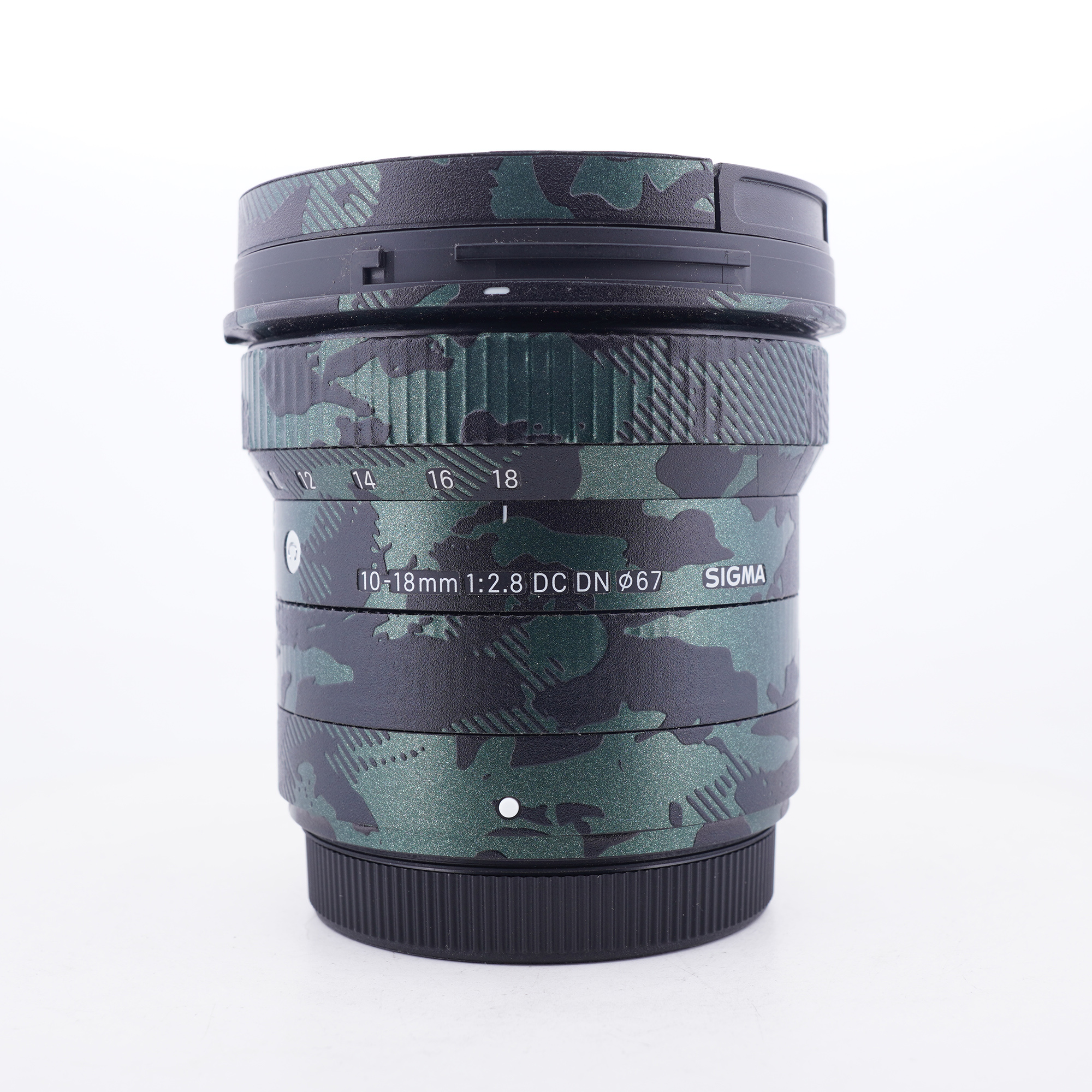 ONG-KINH-SIGMA-10-18MM-F2-8-DC-DN-C-Used-Chinh-hang-7.jpg?v=1778843165