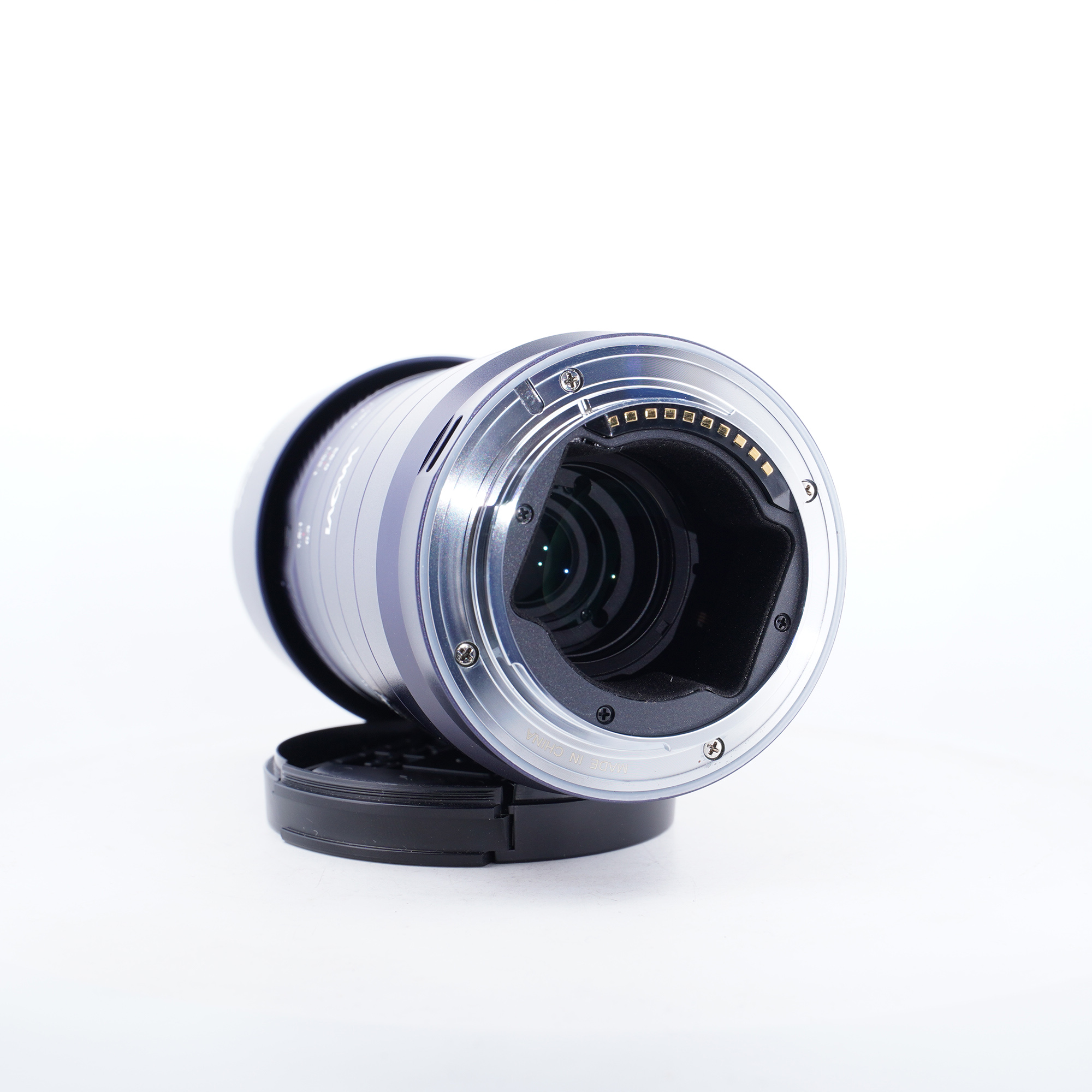 Ong-kinh-LAOWA-180mm-f-4-5-APO-CA-Dreamer-1-5X-Ultra-Macro-Likenew-Chinh-hang-14.jpg?v=1780482492
