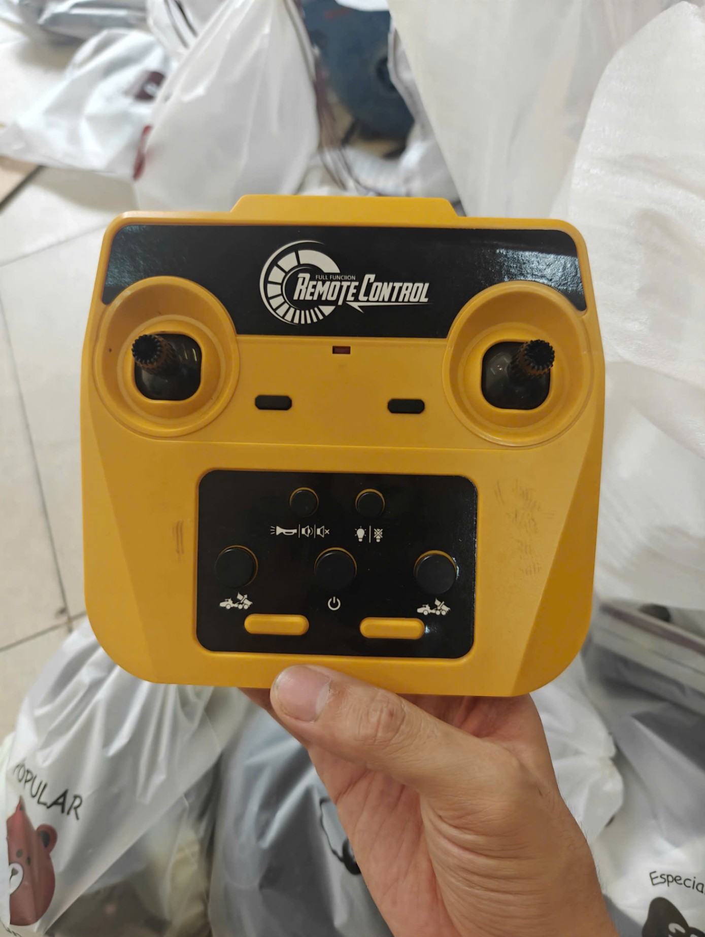 Tay điều khiển xe ben E591