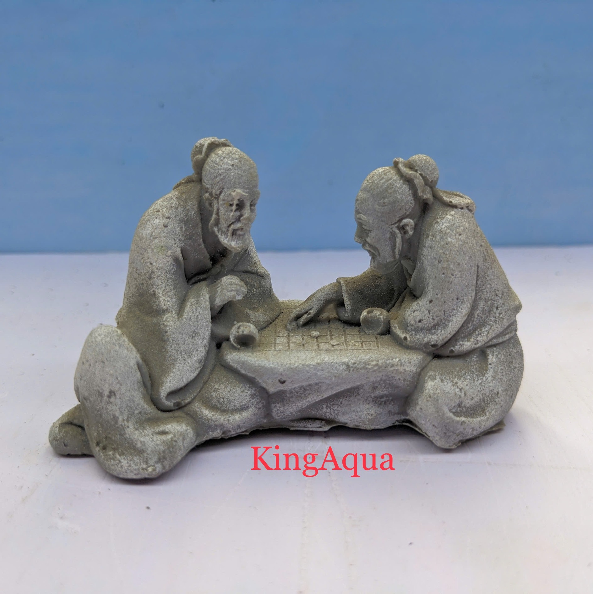 Trang trí bể - 2 ông lão đánh cờ (Composite)