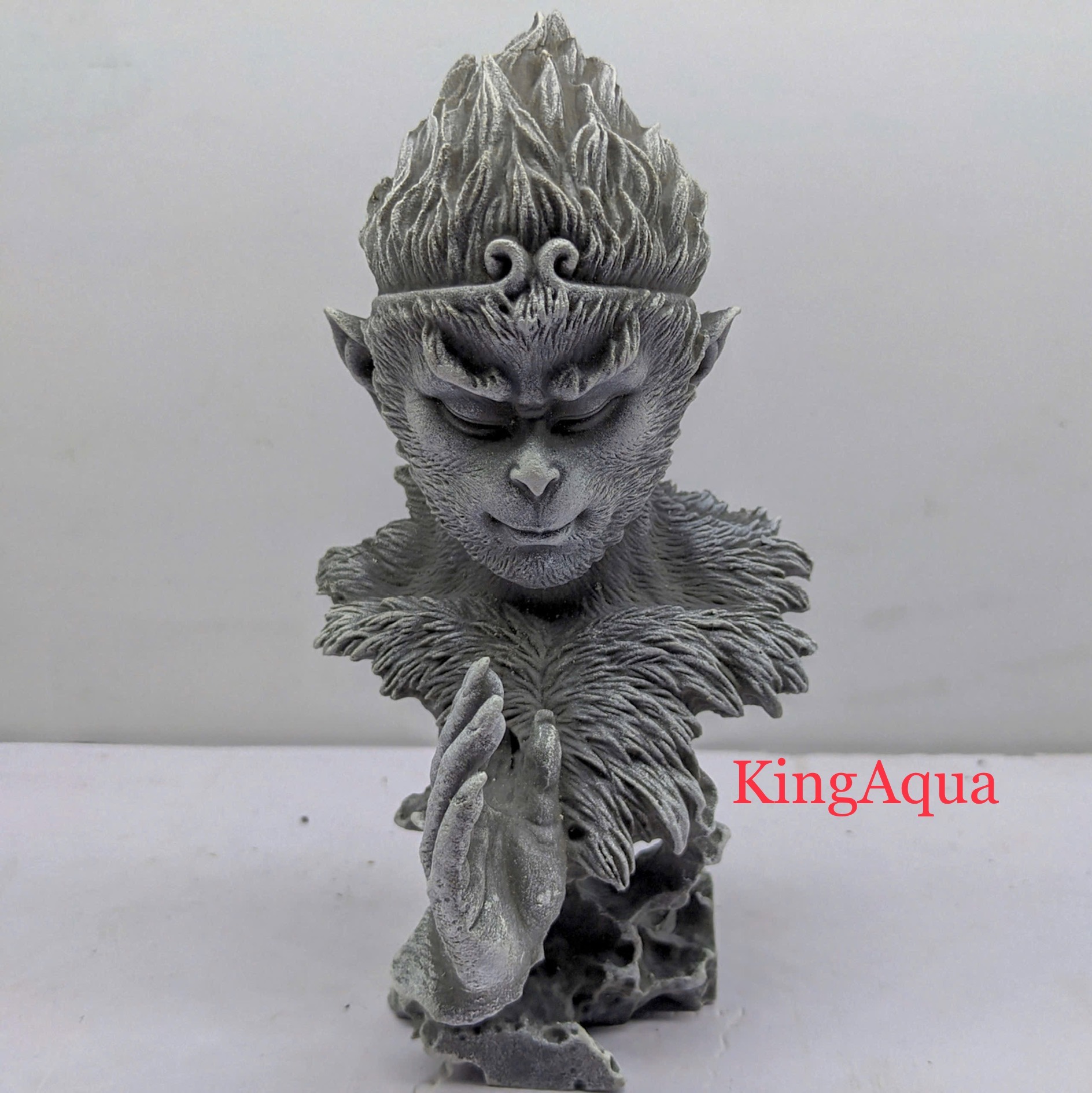 Trang trí bể - Mặt Tôn ngộ không (Composite)
