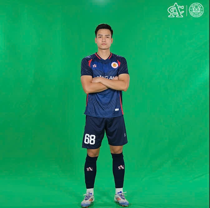 Bộ Thi Đấu Bóng Đá Logo CAHNFC 2024/25 Xanh Than