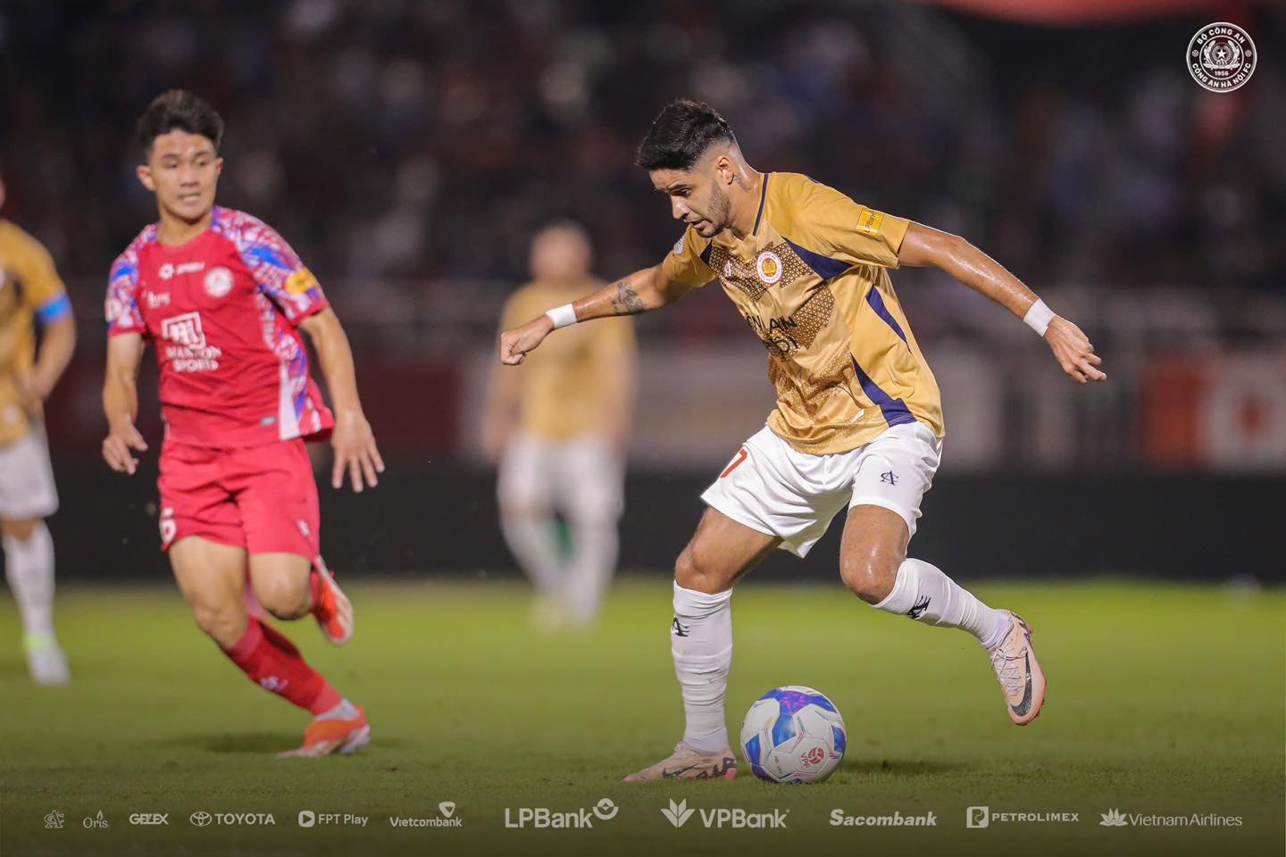 Bộ Thi Đấu Bóng Đá Logo CAHNFC 2024/25 Vàng/Trắng