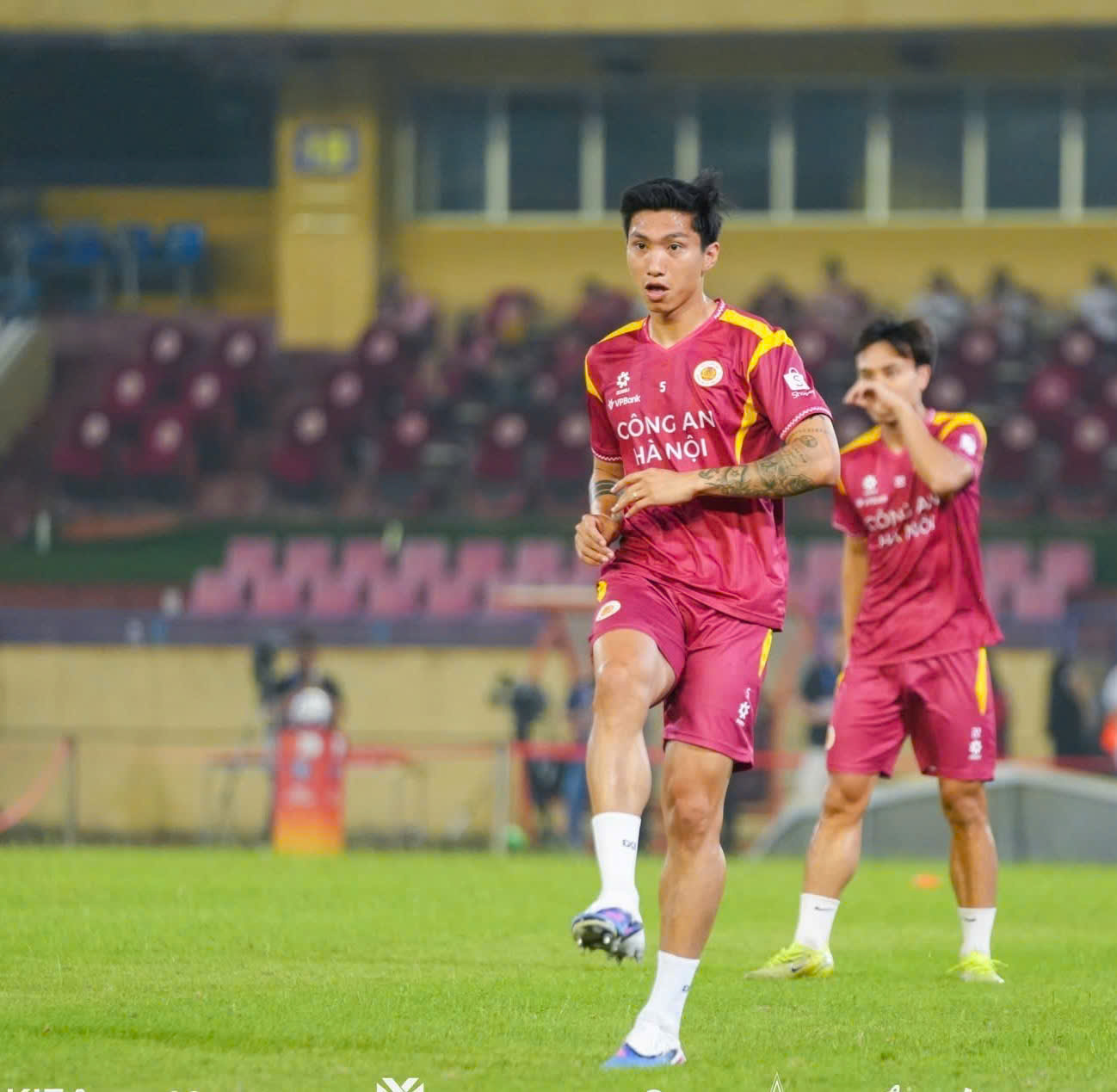 Bộ tập luyện 25/26