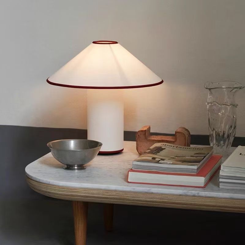 Đèn bàn Bắc Âu Scandinavian decor làm mờ 3 màu ánh sáng