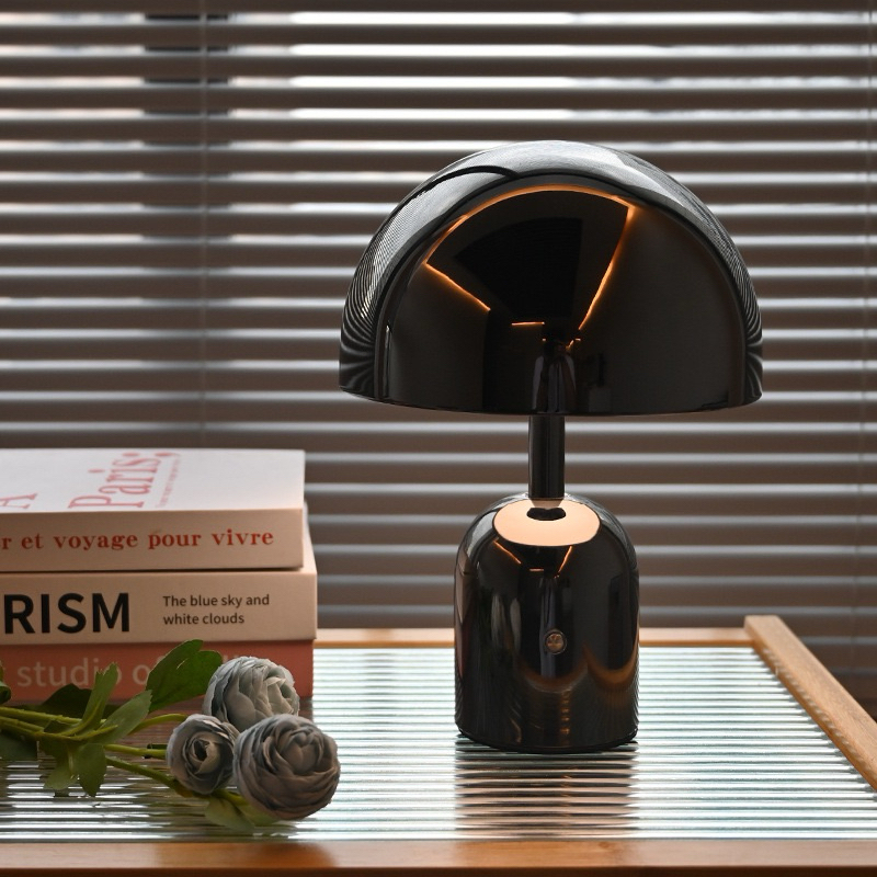 Đèn bàn nấm Mushroom Table Lamp - Màu Đen