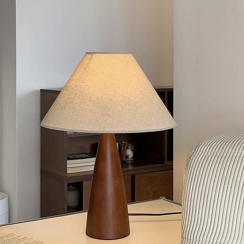 Đèn bàn thân gỗ phong cách Wabi-sabi decor phòng khách