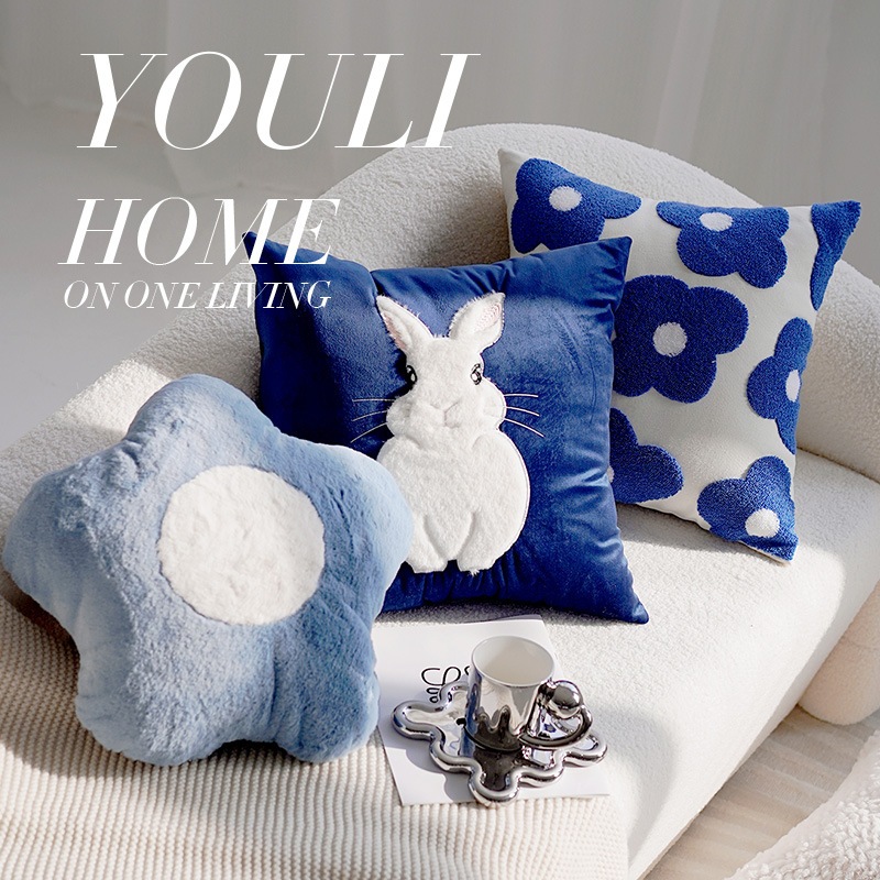 Set gối ôm sofa Youli tone xanh dương thêu cao cấp