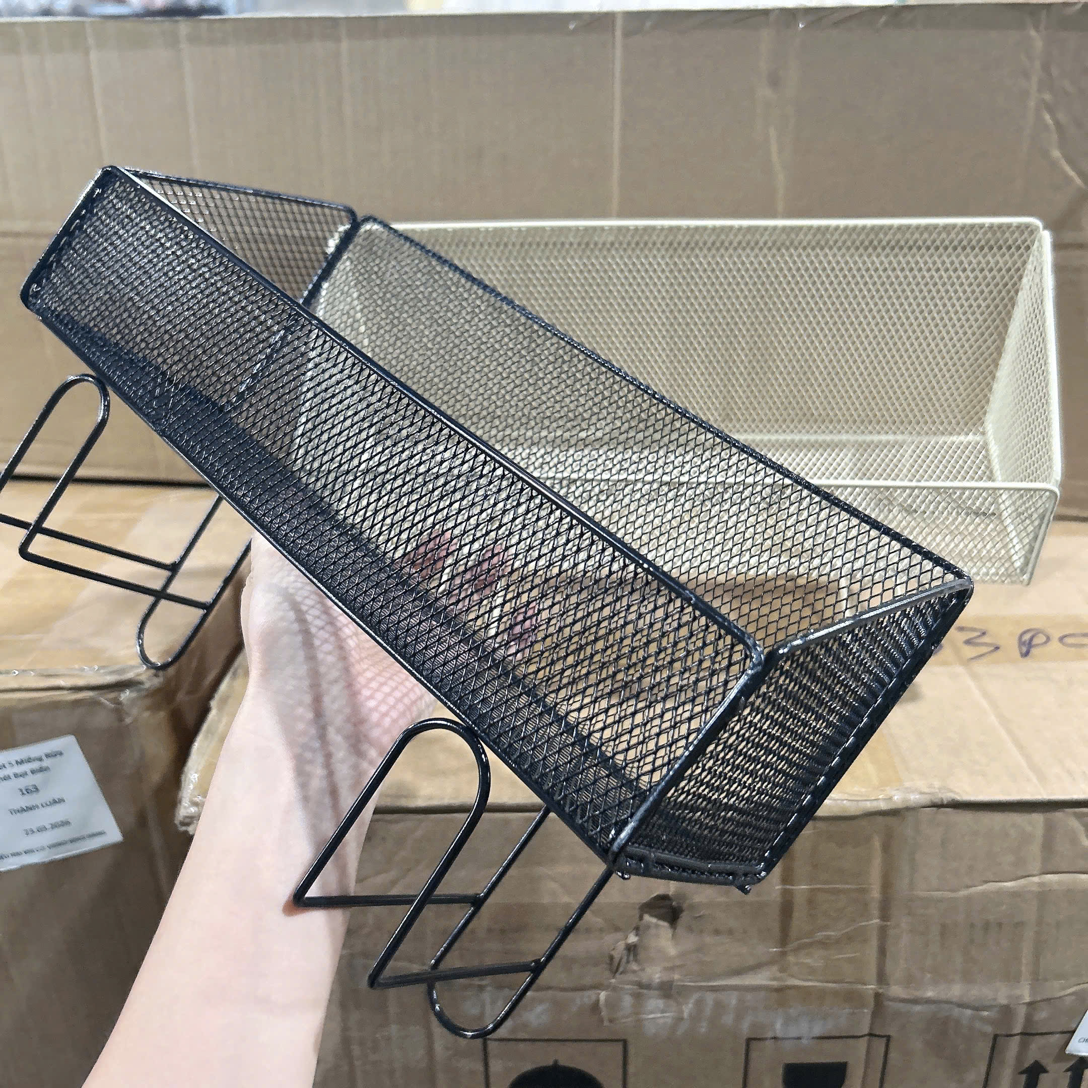 [24] Kệ Kim Loại Nhà Vệ Sinh Ráo Nước