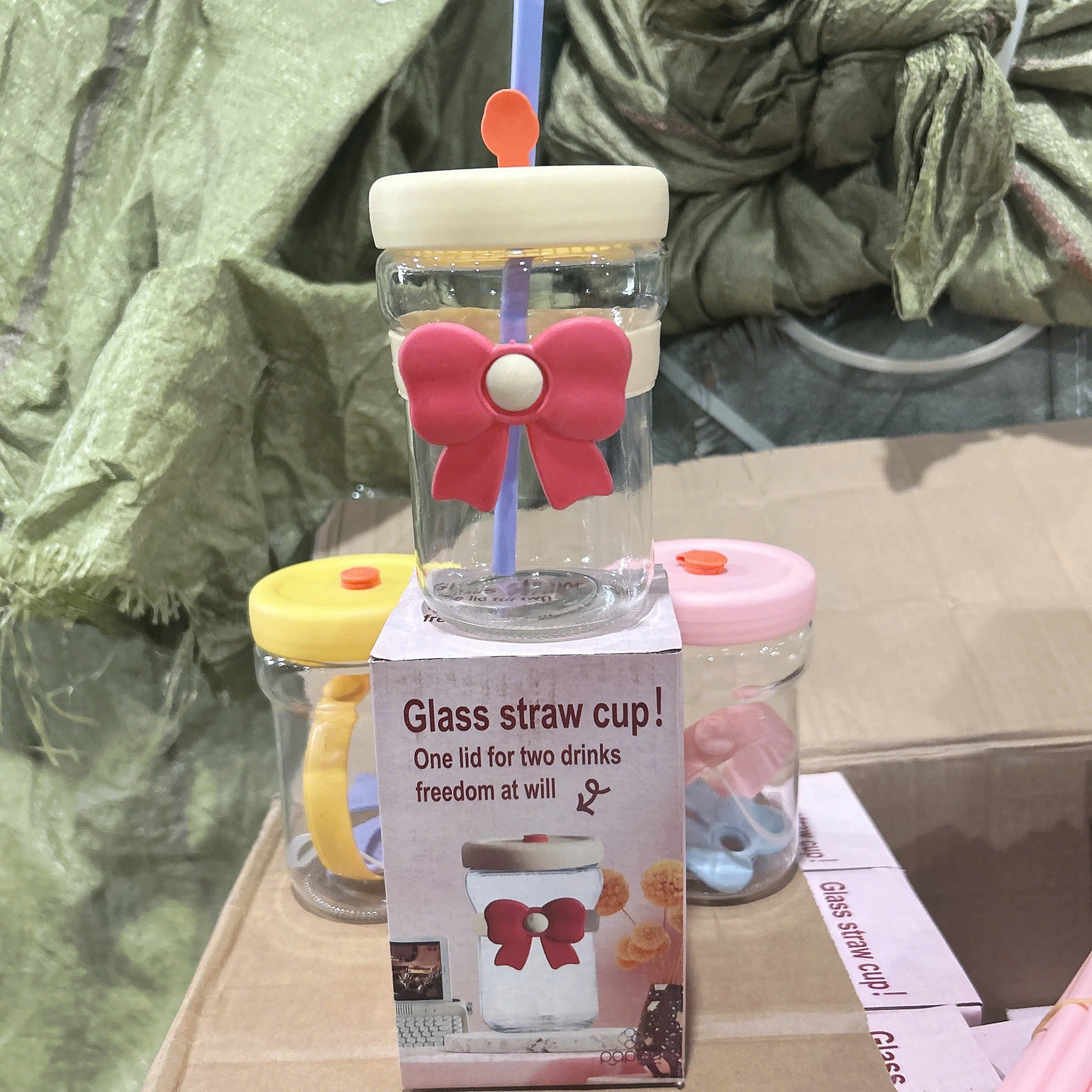 [68] Cốc Thuỷ Tinh Charm Nơ 450ml