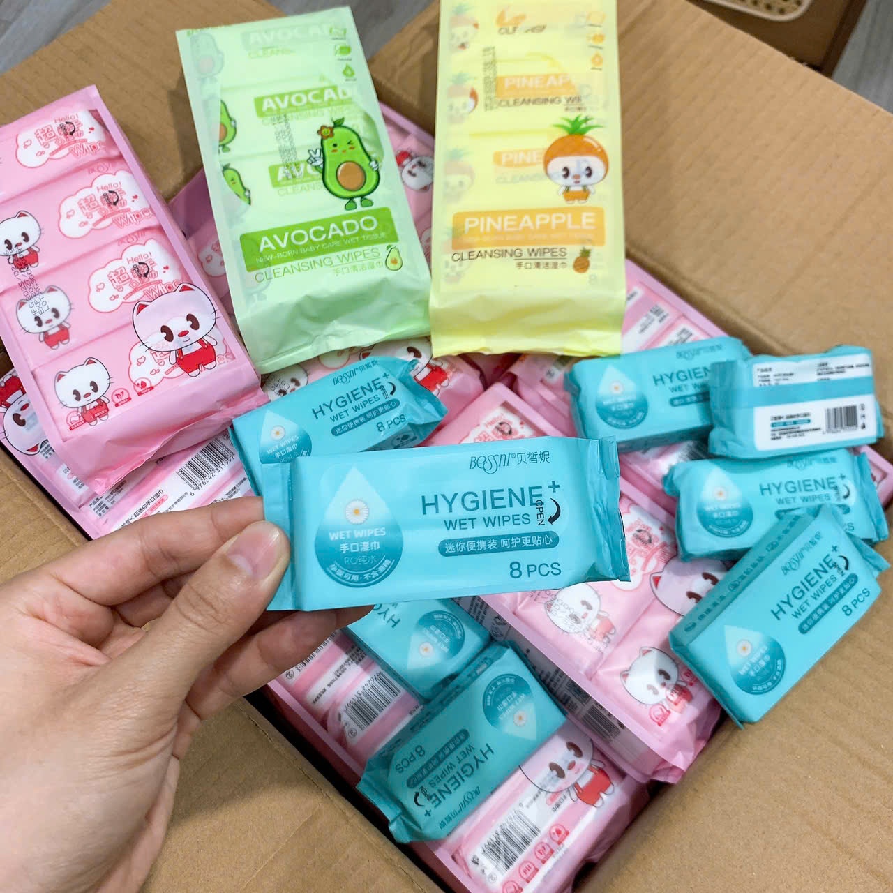 [48] Set 8 Gói Khăn Ướt Mini