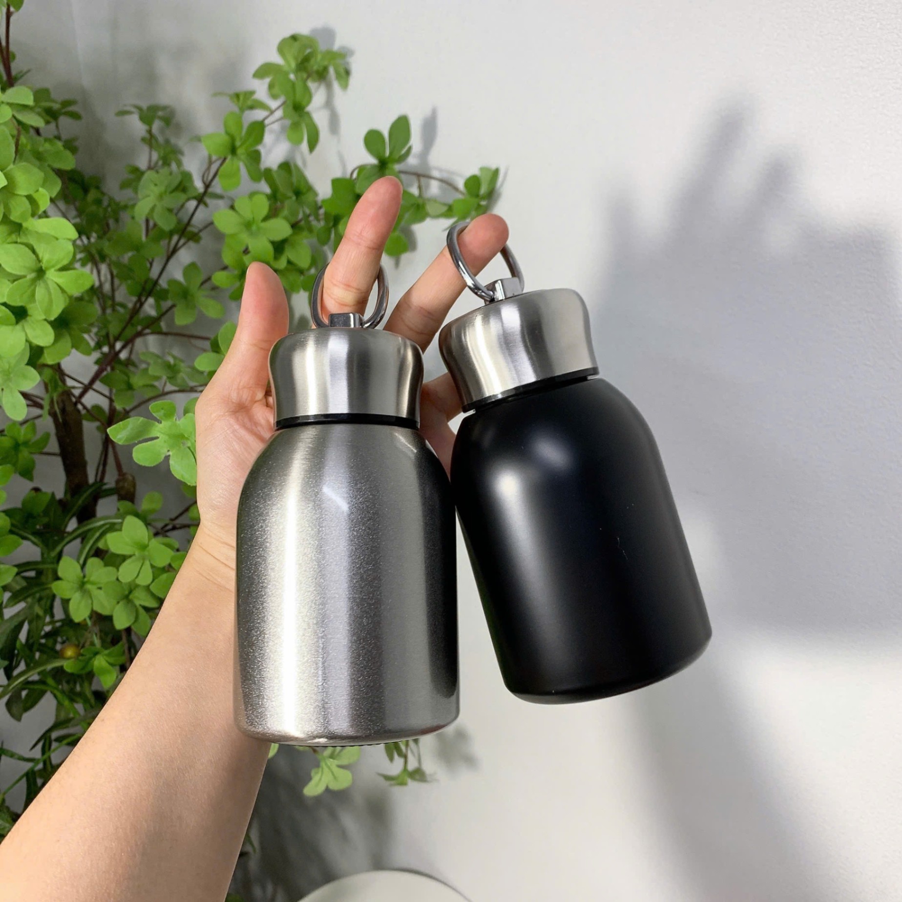 [60] Bình Giữ Nhiệt BOM Mini Nắp Móc Khoá