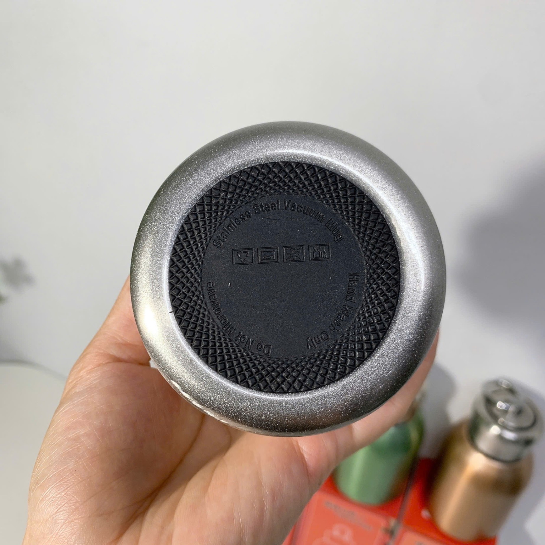 [60] Bình Giữ Nhiệt BOM Mini Nắp Móc Khoá