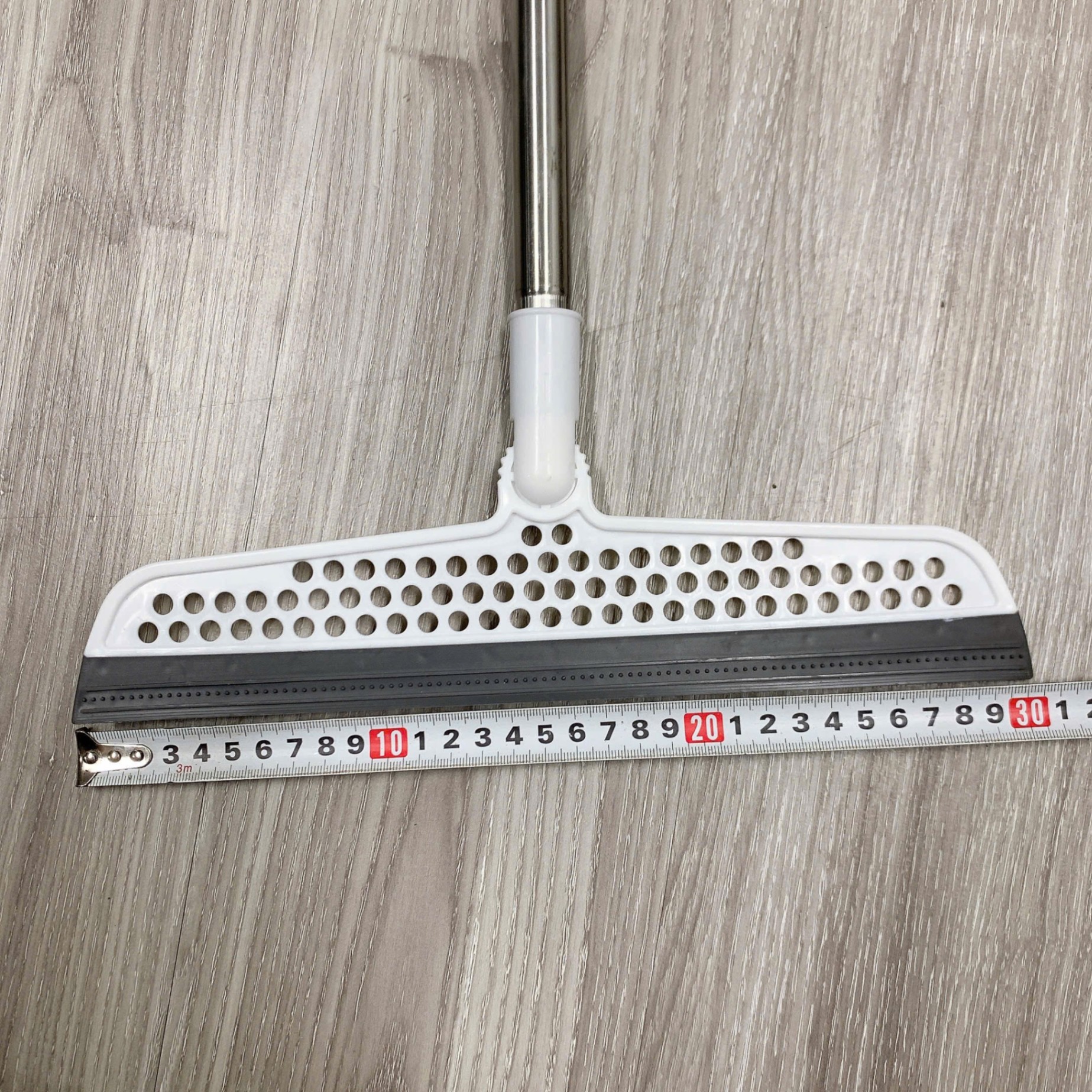 [100] Cây Gạt Nước Trắng Xám 103cm