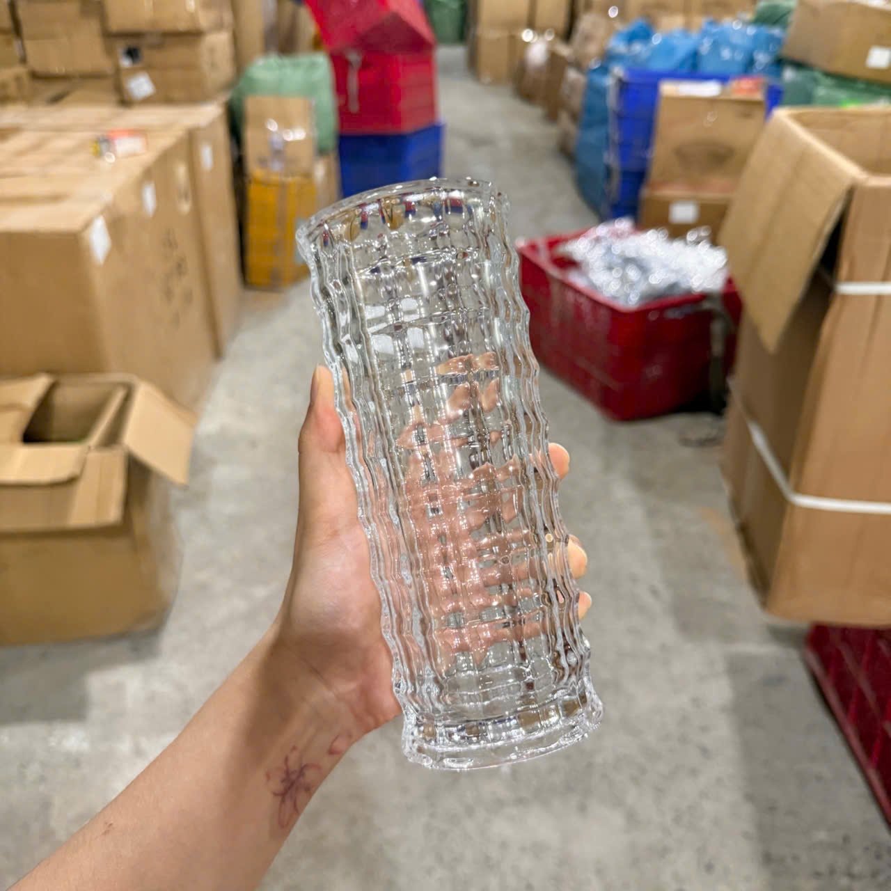[24] Lọ Hoa Thuỷ Tinh Ống FB066A 20cm