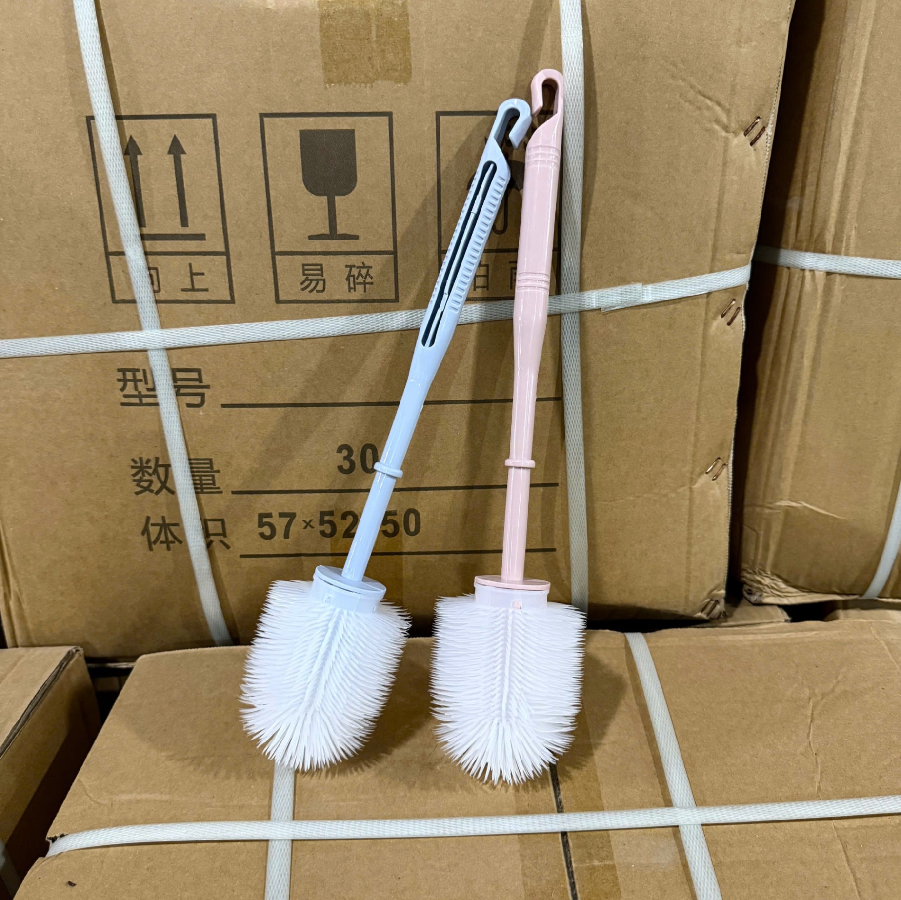 [100] Cọ Toilet Tròn 5853