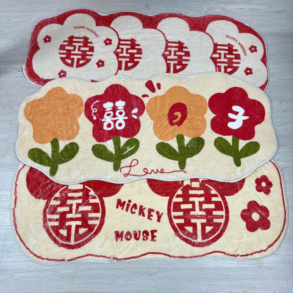 [100] Thảm Đầu Giường Tone Đỏ May Mắn