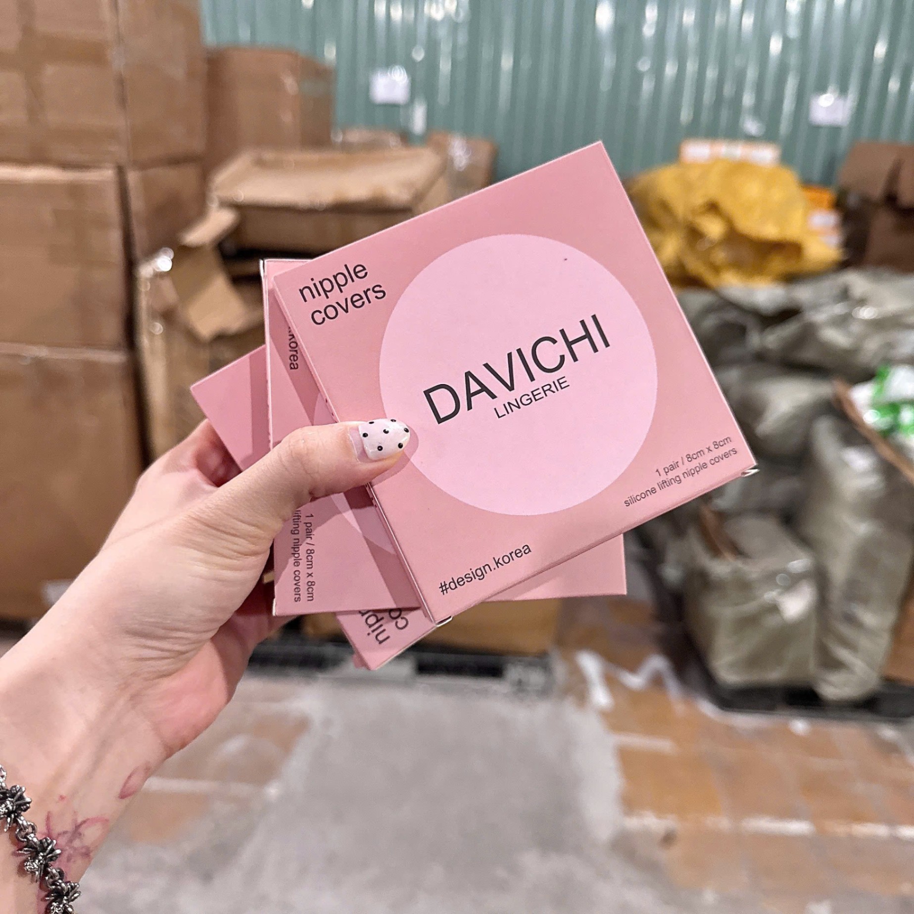 [500] Hộp 2 Miếng Dán Ngực Chống Mồ Hôi DAVICHI