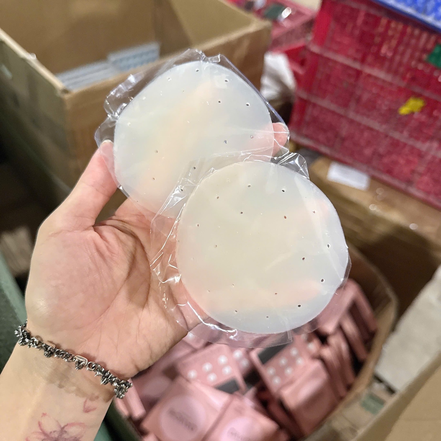 [500] Hộp 2 Miếng Dán Ngực Chống Mồ Hôi DAVICHI