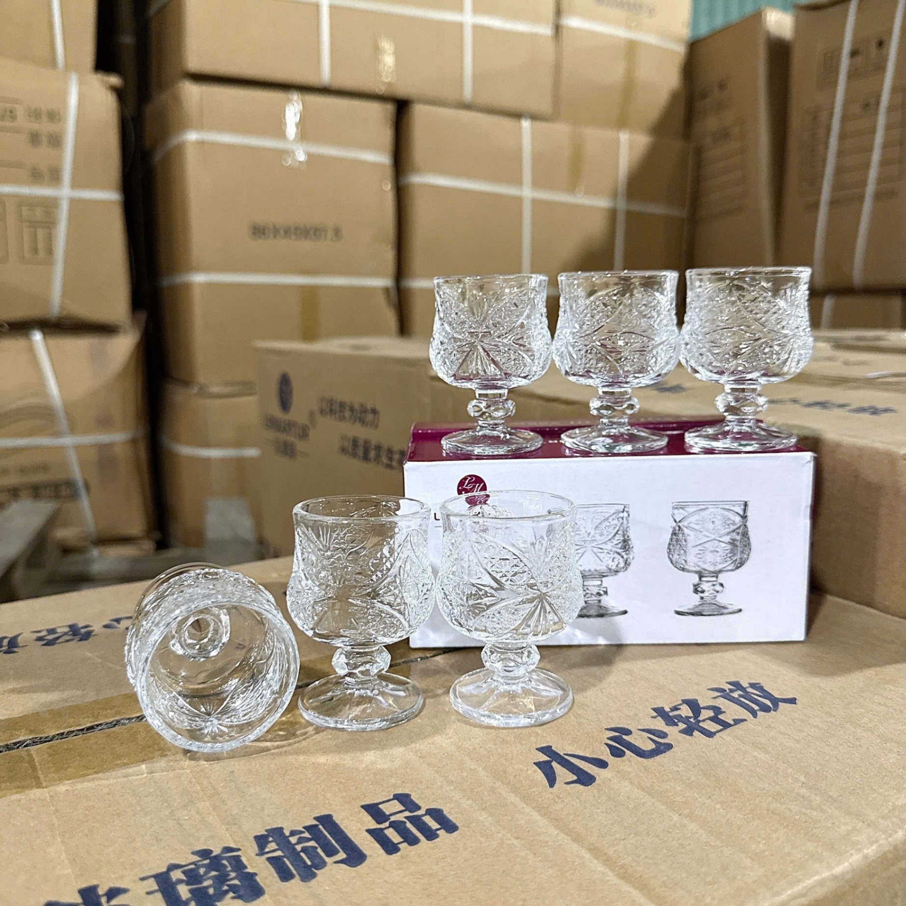 [32] Ly Rượu Tây F132A