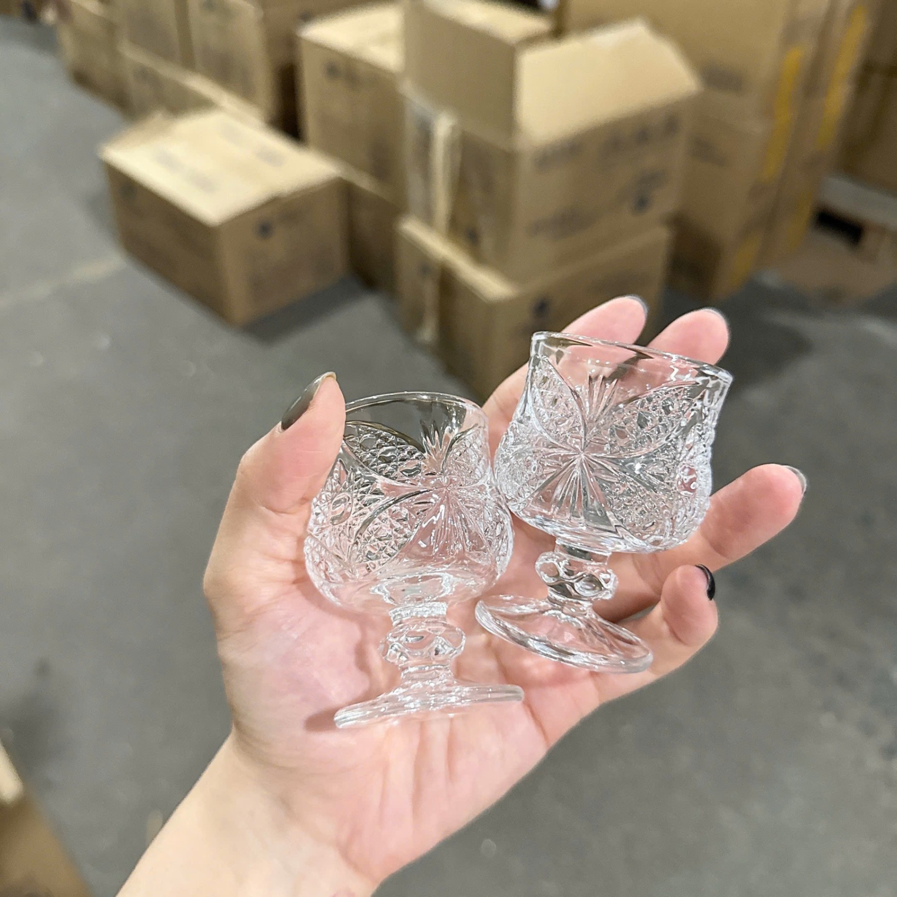 [32] Ly Rượu Tây F132A