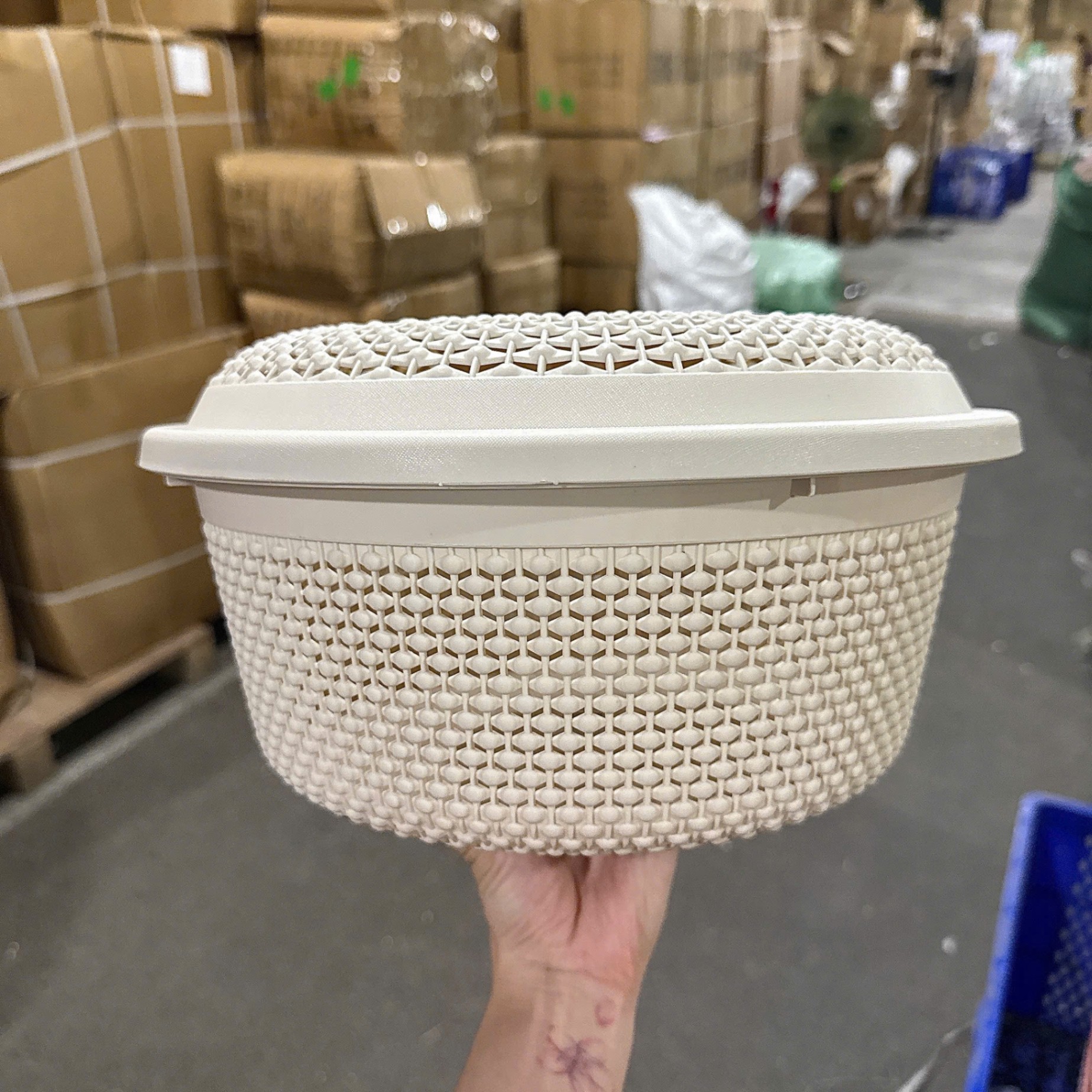 [12] Rổ Nắp Tròn Chấm Bi To Hokori 3276