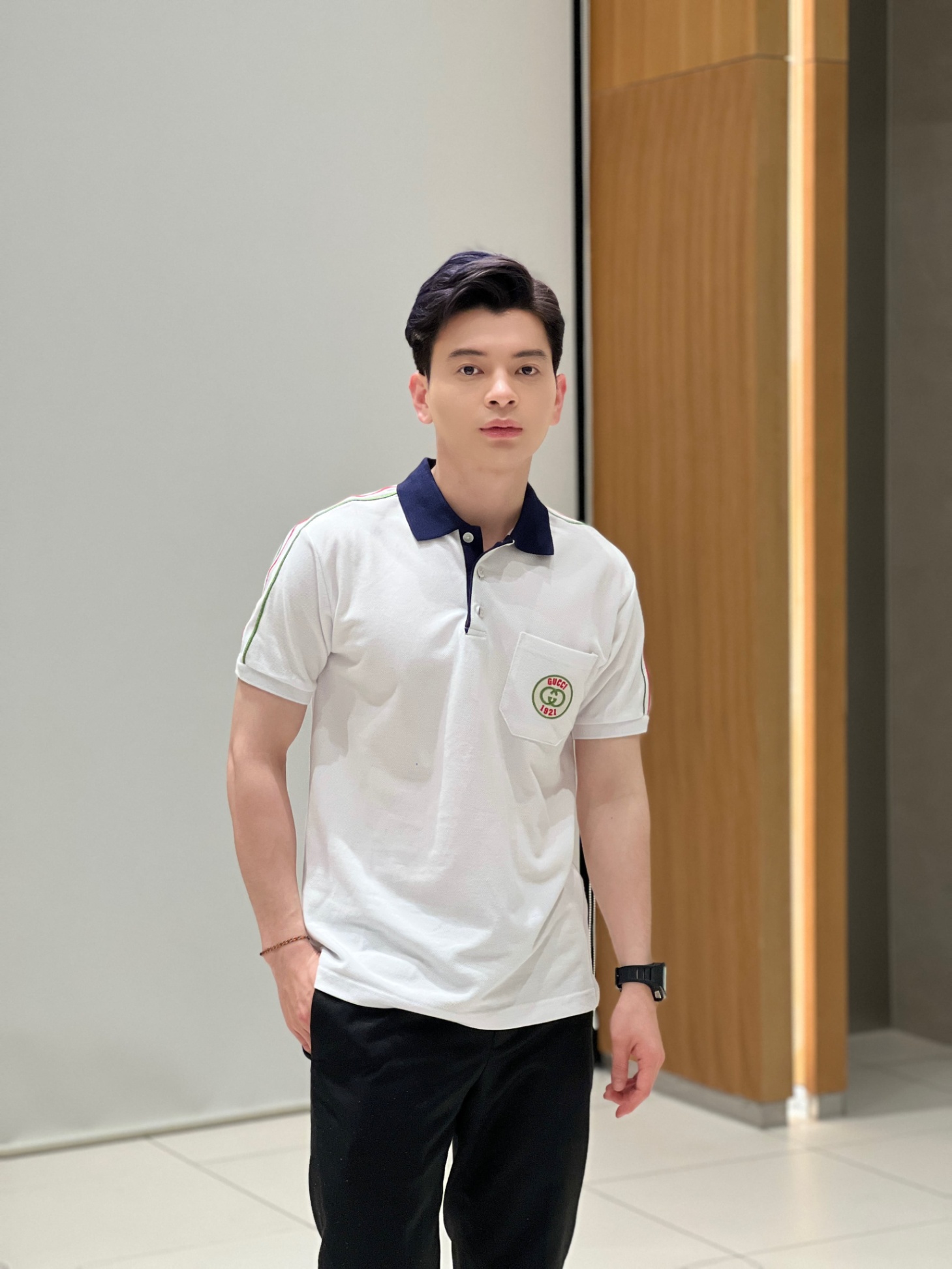GUCCI - TRẮNG CỔ XANH THAN, VAI XANH ĐỎ - GUCCI060-T