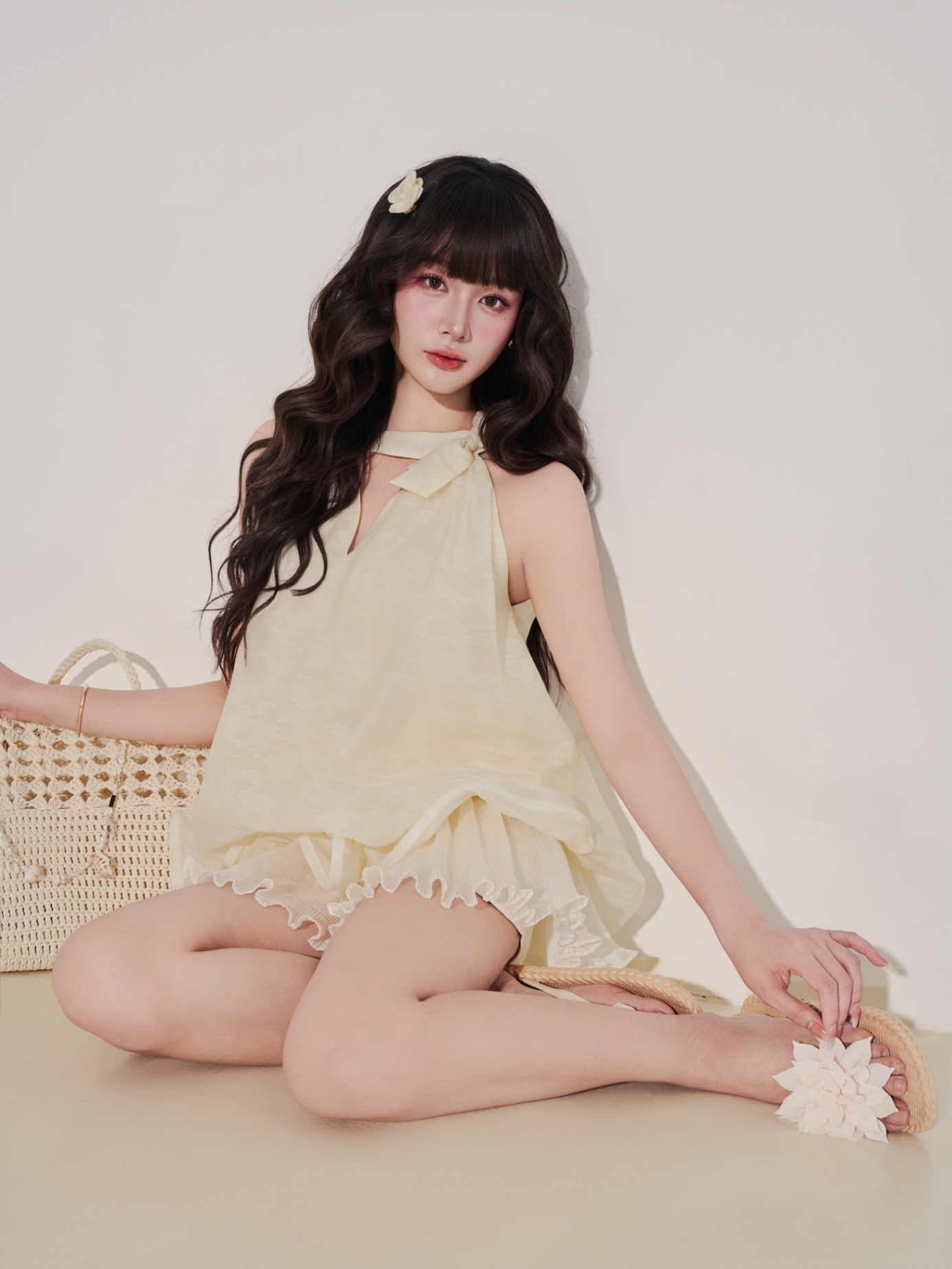 DAM TƠ YẾM NƠ CỔ