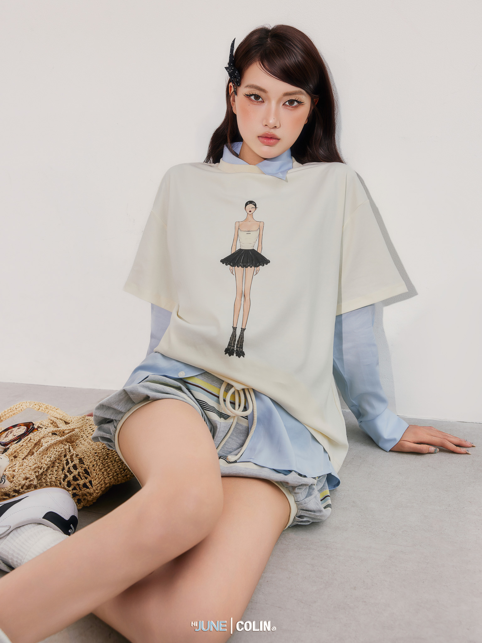 AT IN WOMAN