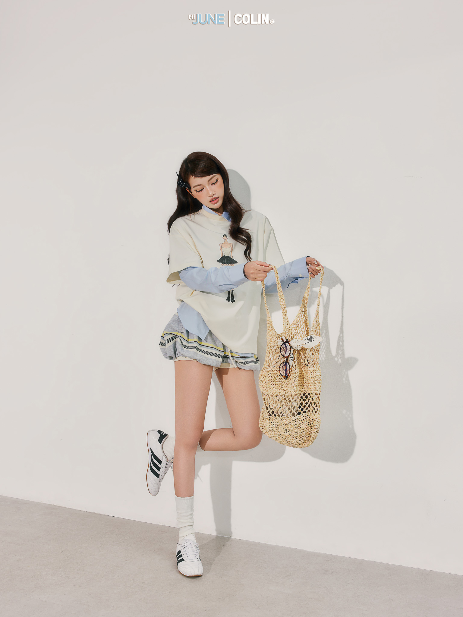 AT IN WOMAN