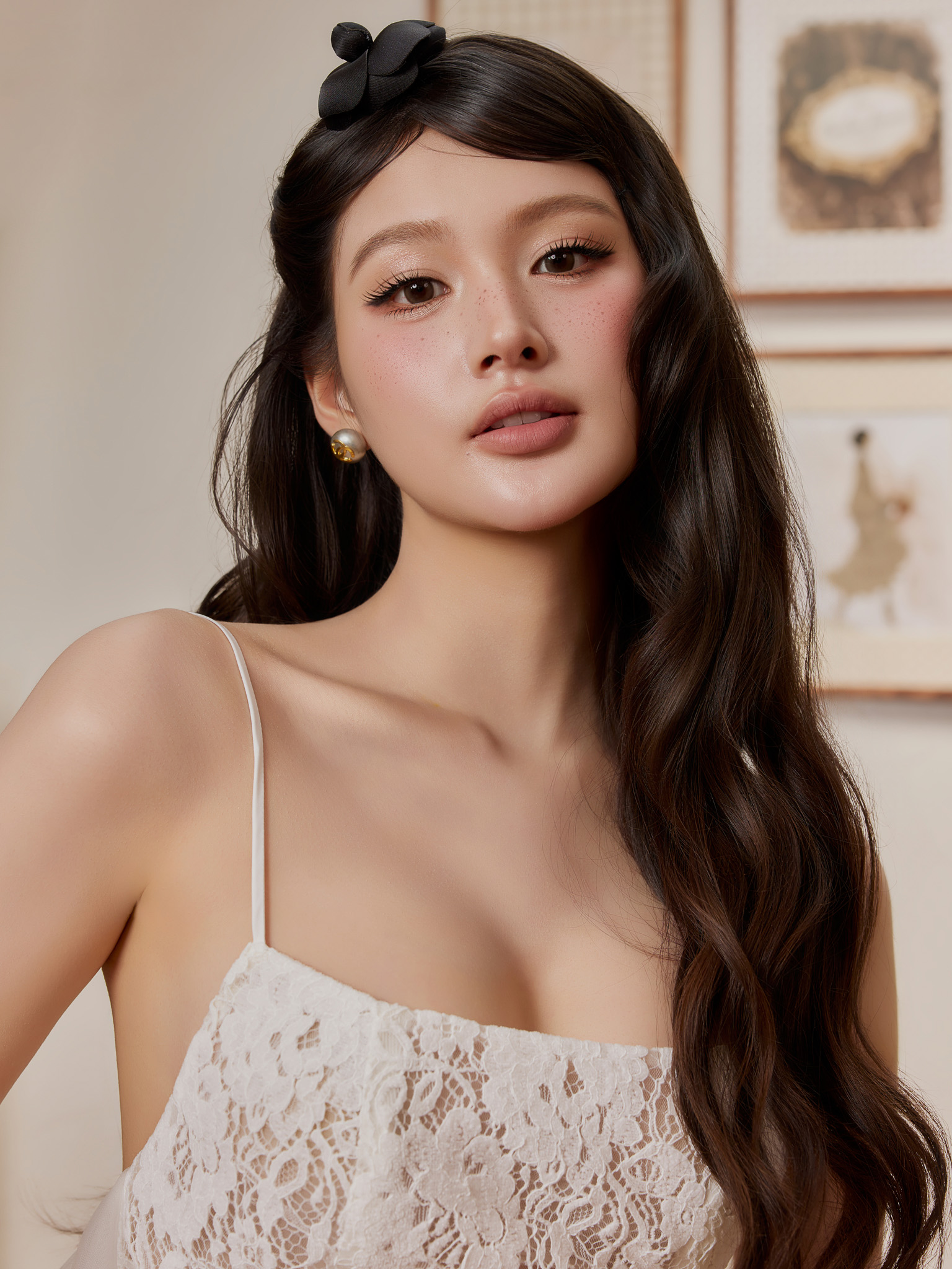 ĐẦM DÂY REN TÀ LƯỚI