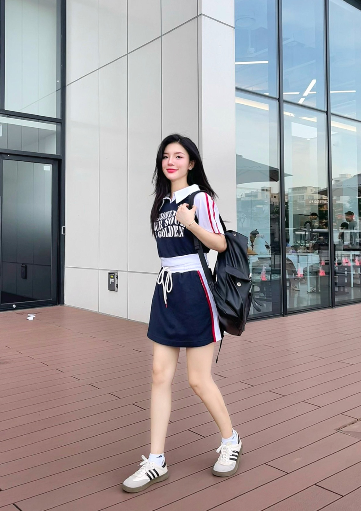 Bộ Quần Short Giả Váy Phối Áo Phông Nữ QS471AT470