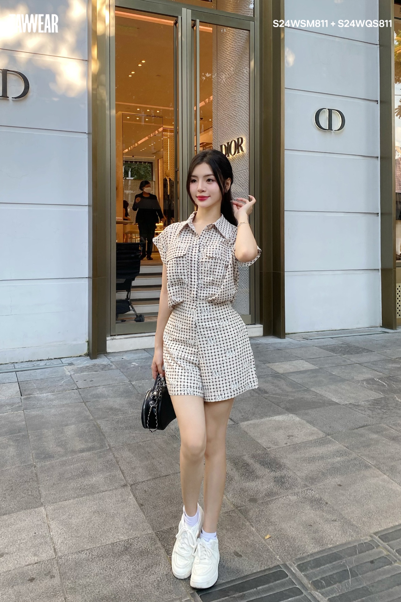 Bộ Quần Short Nữ Phối Áo Sơ Mi In Họa Tiết QS811SM811