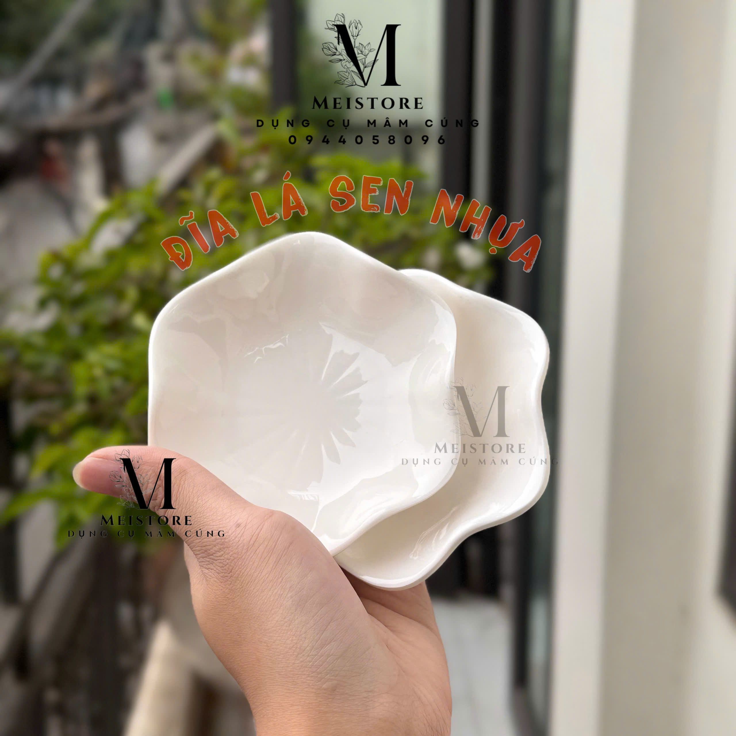 Đĩa lá sen nhựa 10,9cm