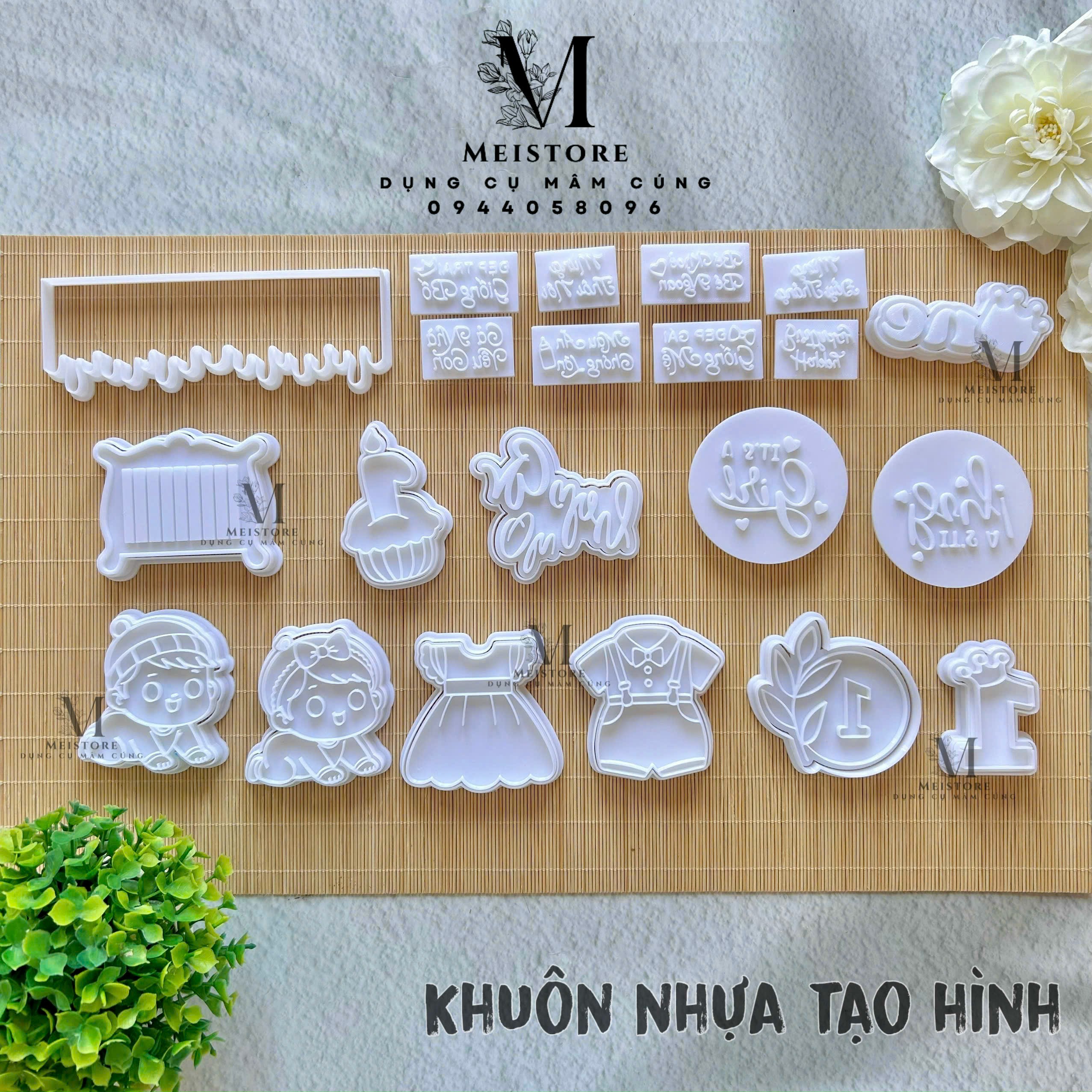 Set 21 khuôn cắt nhựa trắng ấn đậu
