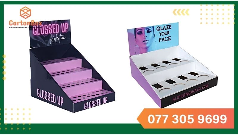 Chất Lượng Vượt Trội – Đặc Trưng Của Kệ Quảng Cáo Carton Box