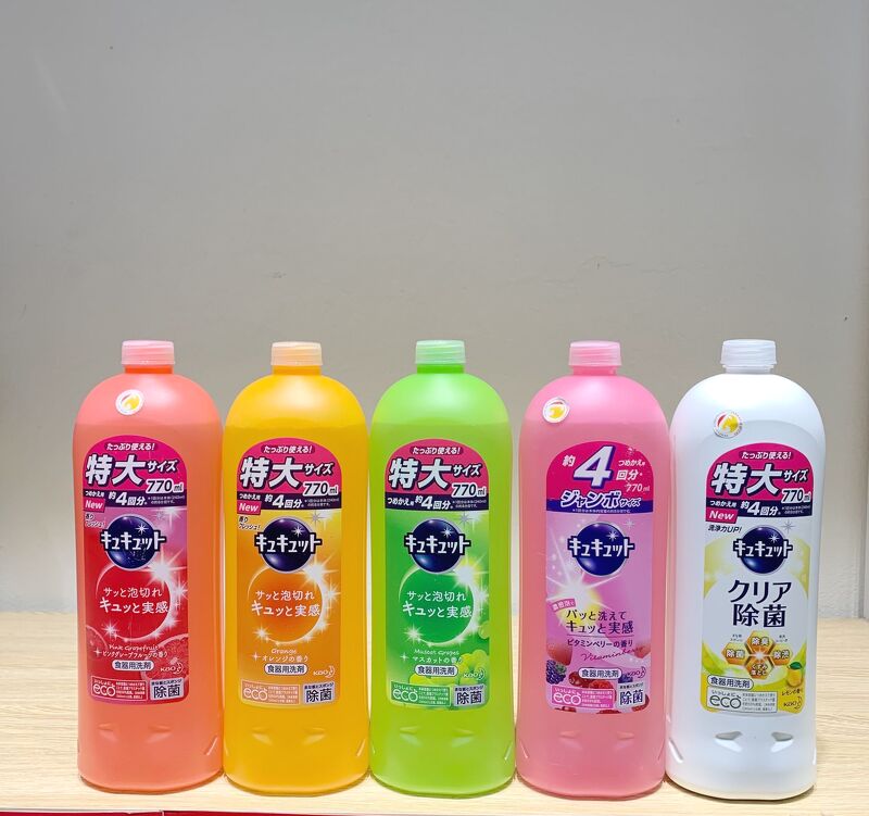 Nước rửa bát Kao 770ml hương berry