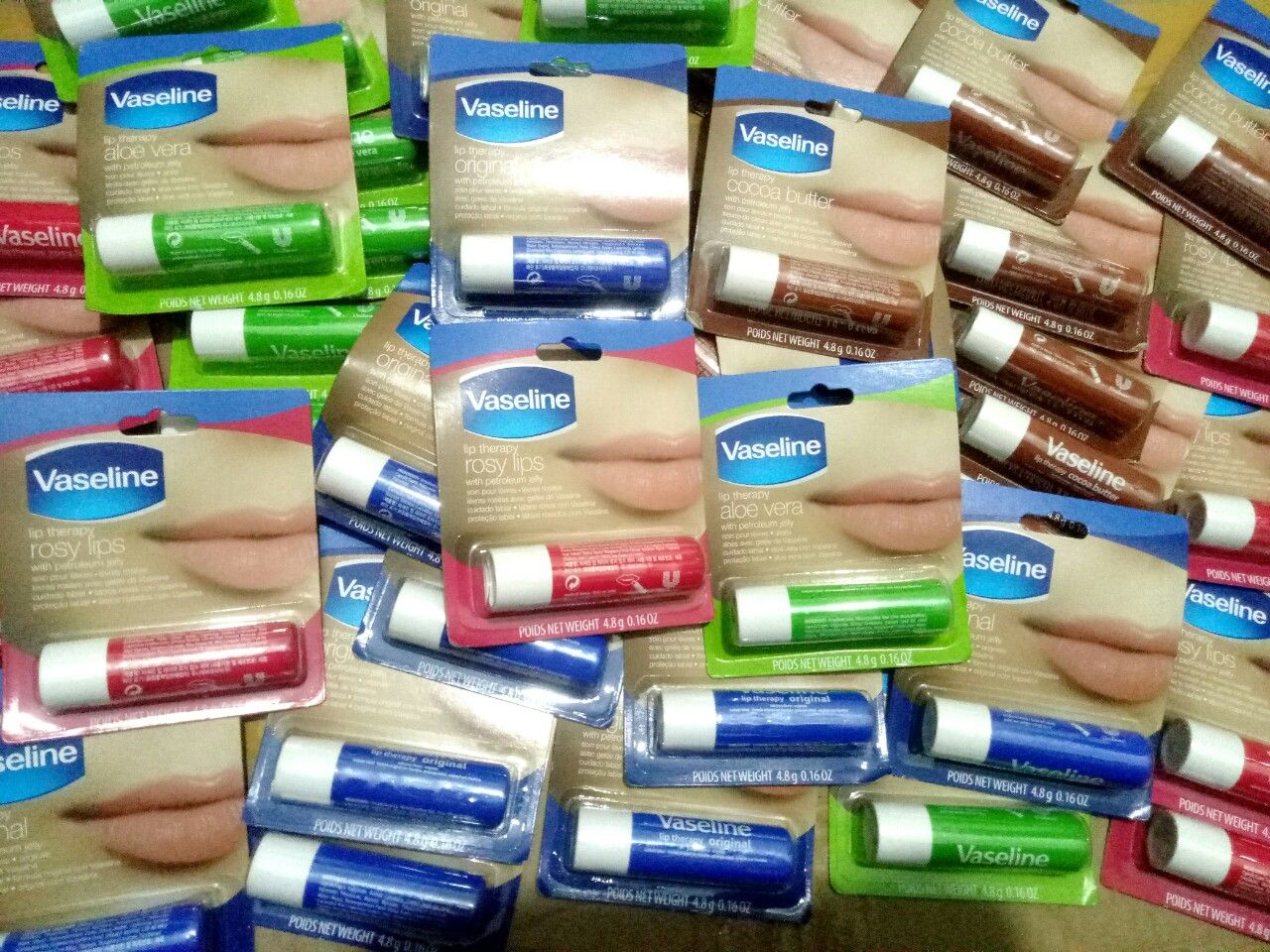 Dưỡng Môi Vaseline Lip Therapy Cocoa Butter Stick 4.8g