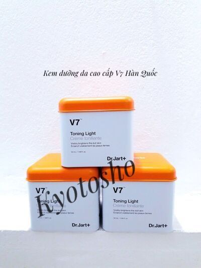 Kem dưỡng V7 Toning Light mẫu mới Hàn Quốc